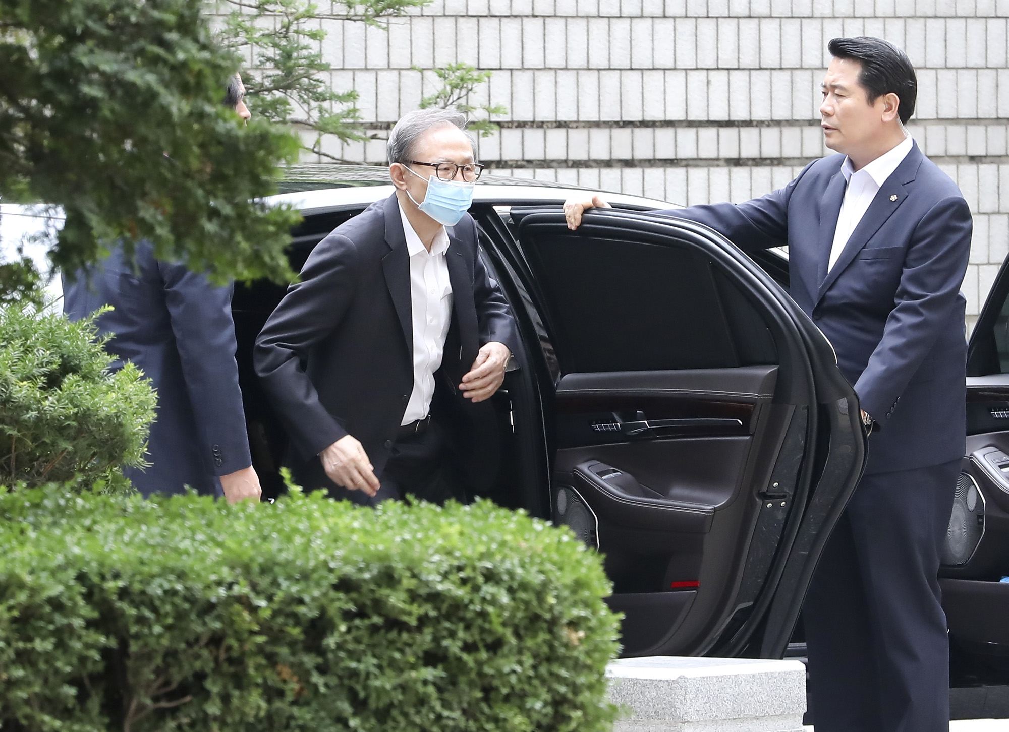 이명박;mb;이명박고등법원;이명박마스크;mb마스크