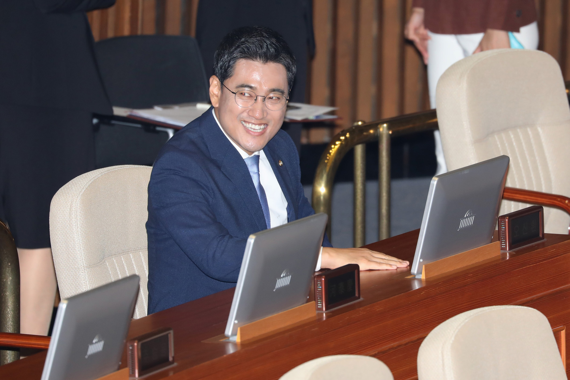 국회본회의;교섭단체대표연설;오신환바른미래당원내대표