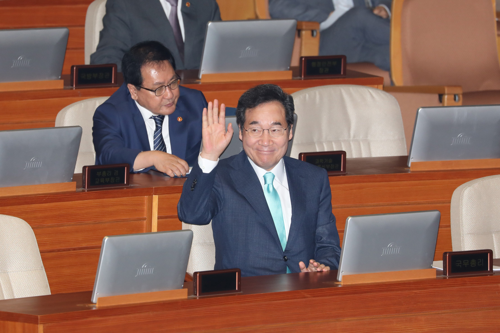 국회본회의;교섭단체대표연설;이낙연국무총리