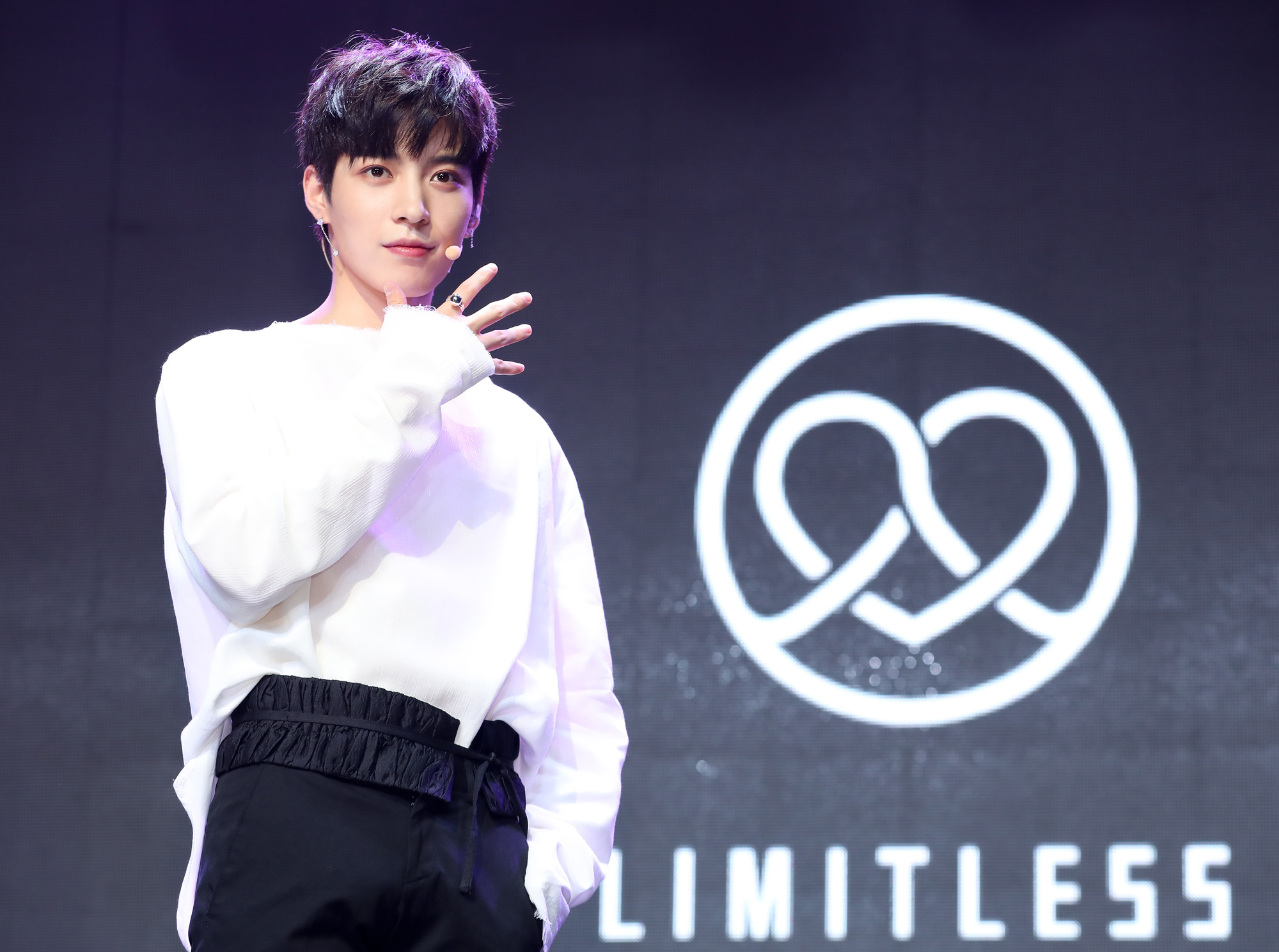 리미트리스;장문복;보이그룹