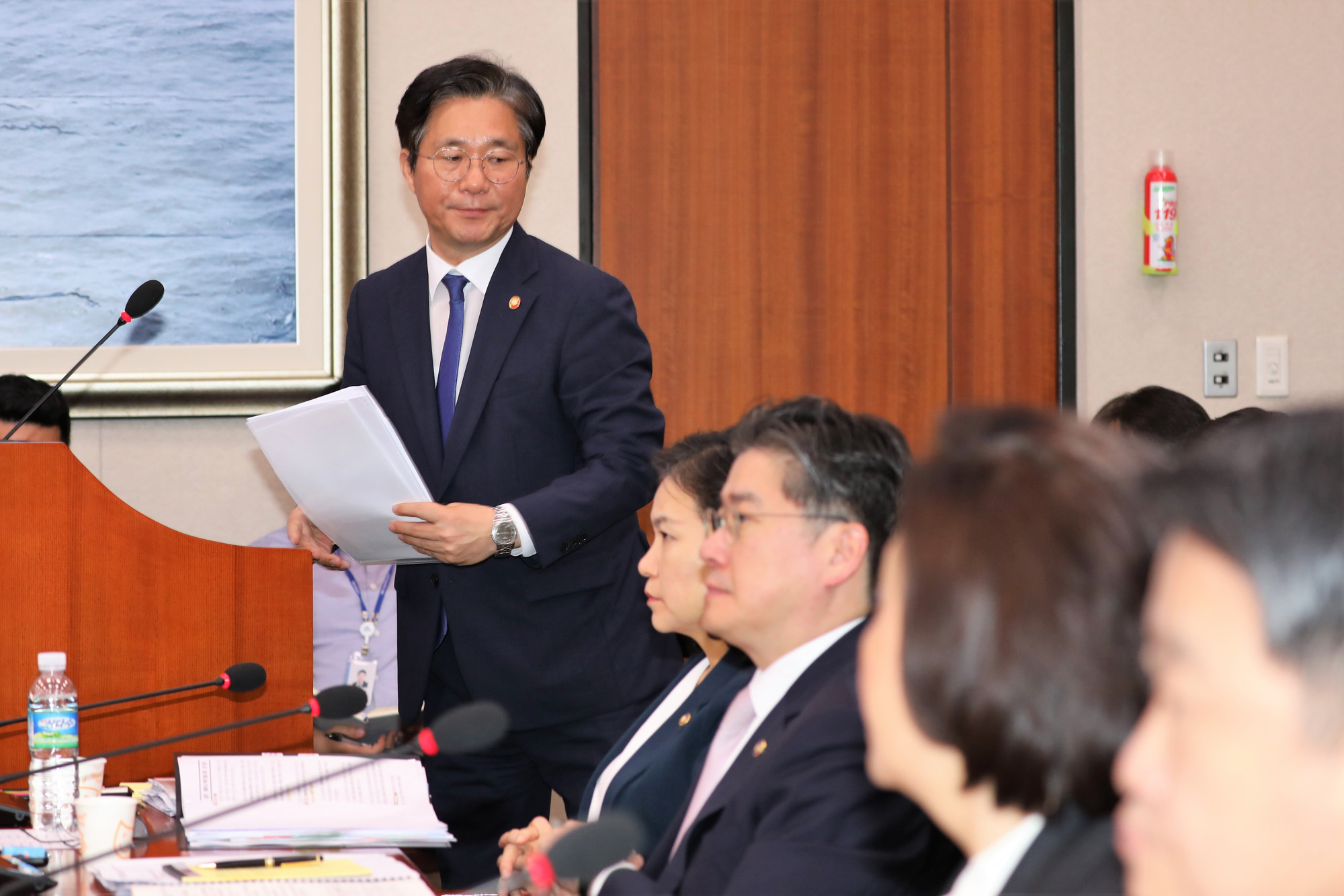 산업통상자원중소벤처기업위원회;성윤모산업통상자원부장관;박영선중소벤처기업부장관