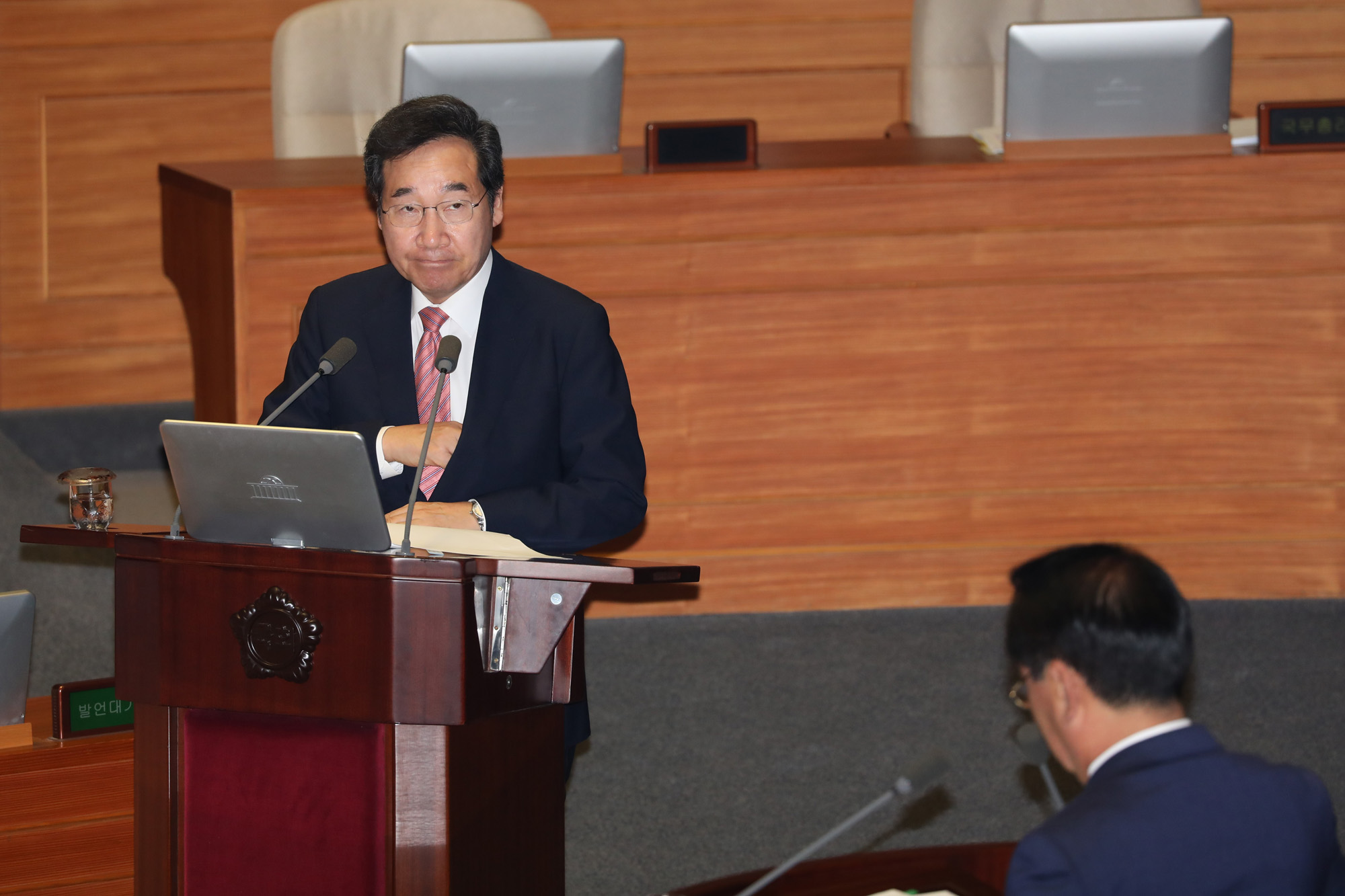 국회본회의;이낙연국무총리;대정부질문