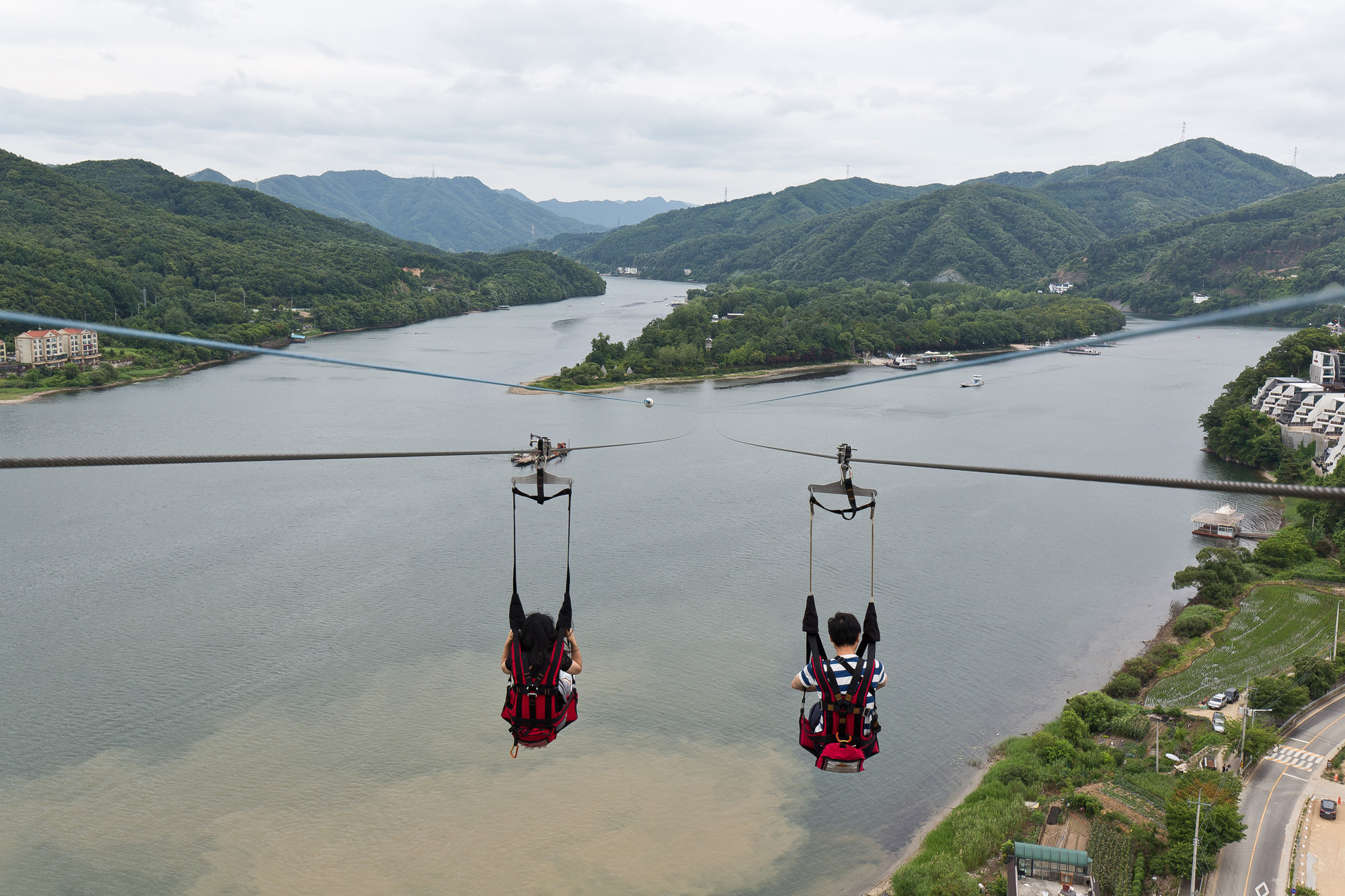 사회;경제;부동산;국토교통부;남이섬;제2경춘국도;남이섬교량분쟁;전명준;나미나라공화국