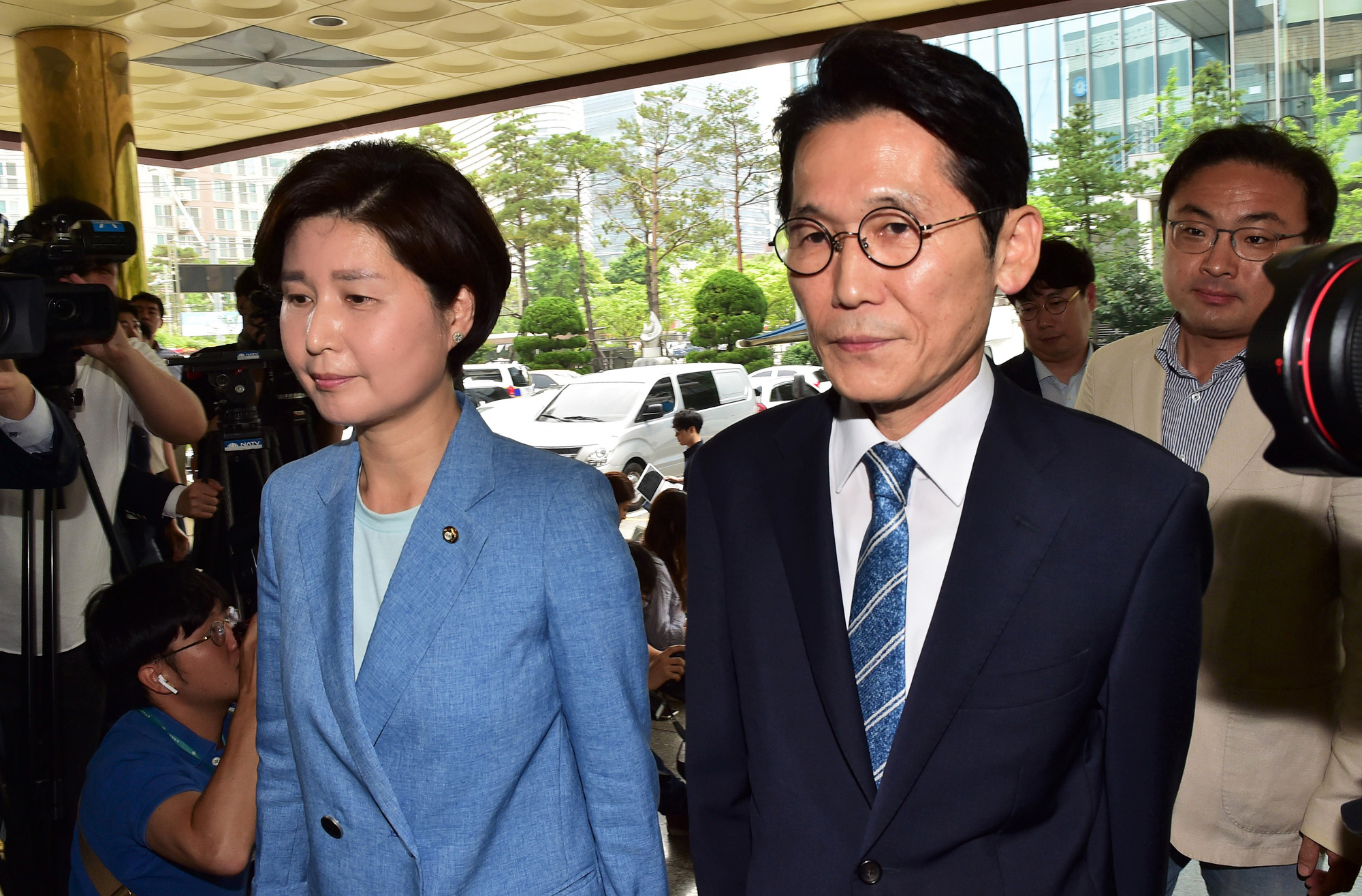 패스트트랙충돌;백혜련의원;윤소하의원;국회의원경찰서출석