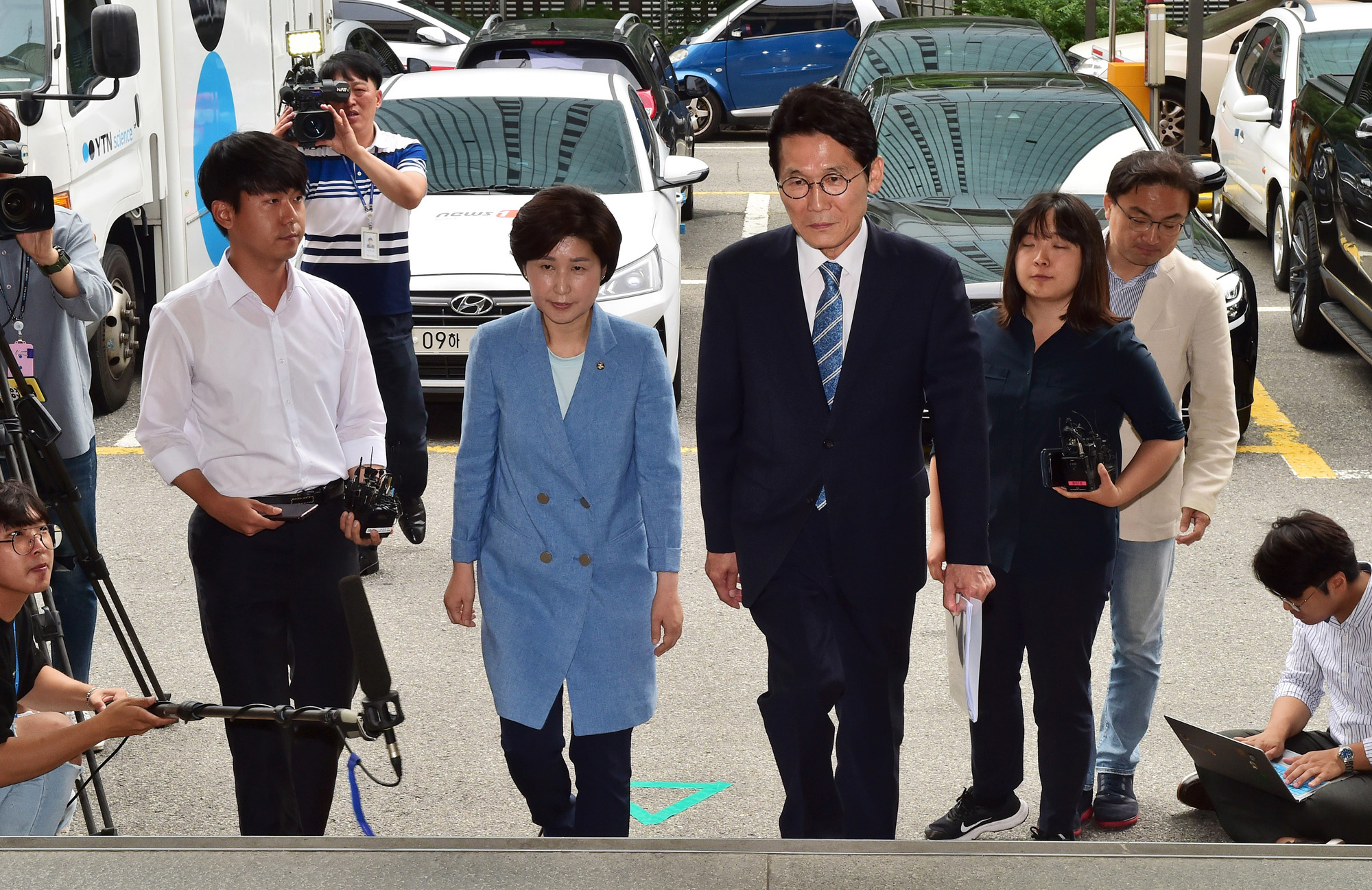 패스트트랙충돌;백혜련의원;윤소하의원;국회의원경찰서출석