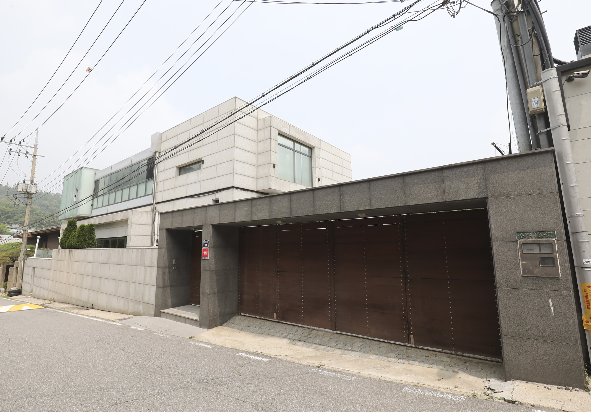 신창재;신창재자택