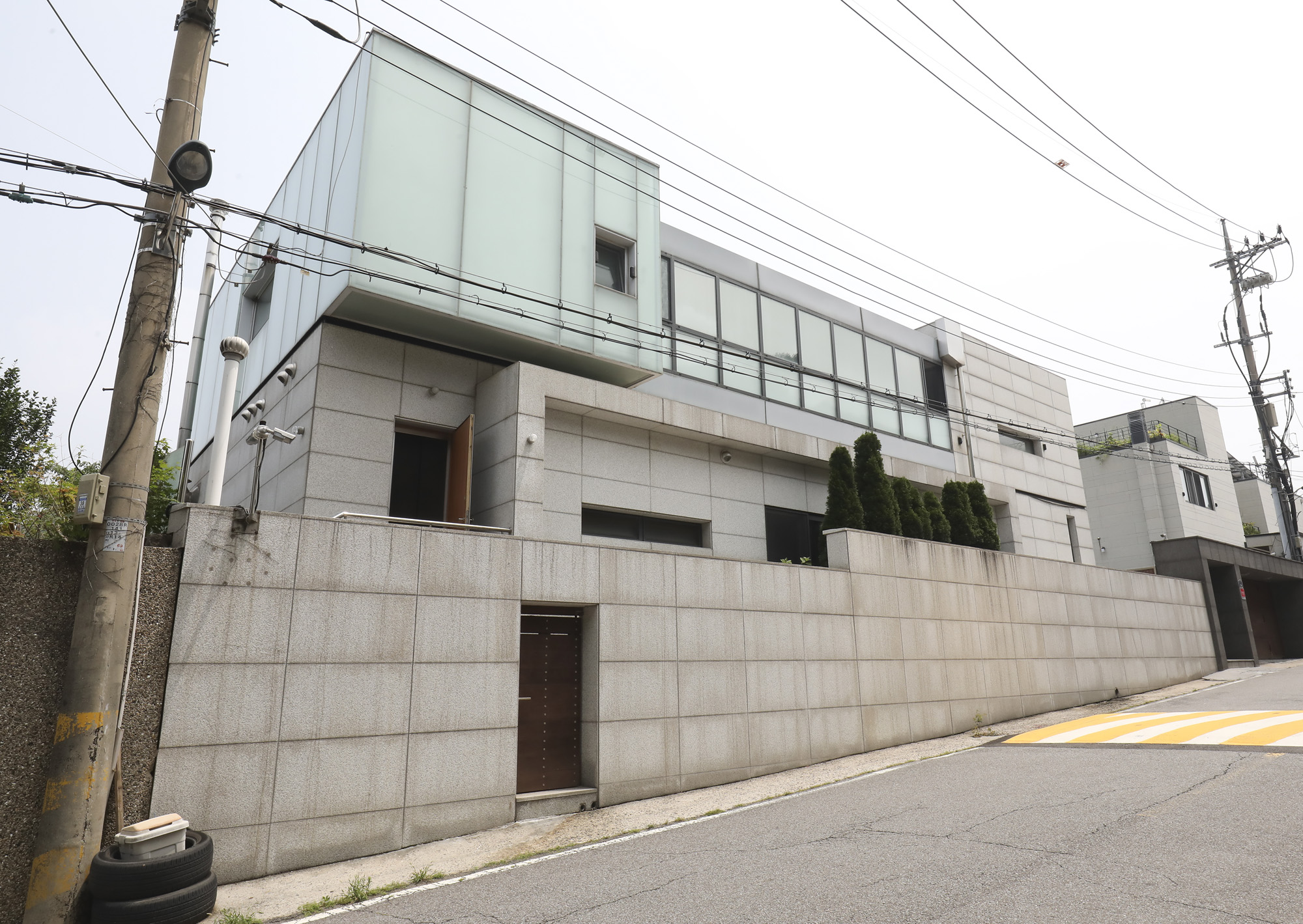신창재;신창재자택
