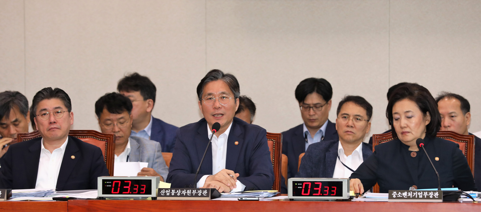 산업통상자원중소벤처기업위원회;성윤모장관;산업통상자원부