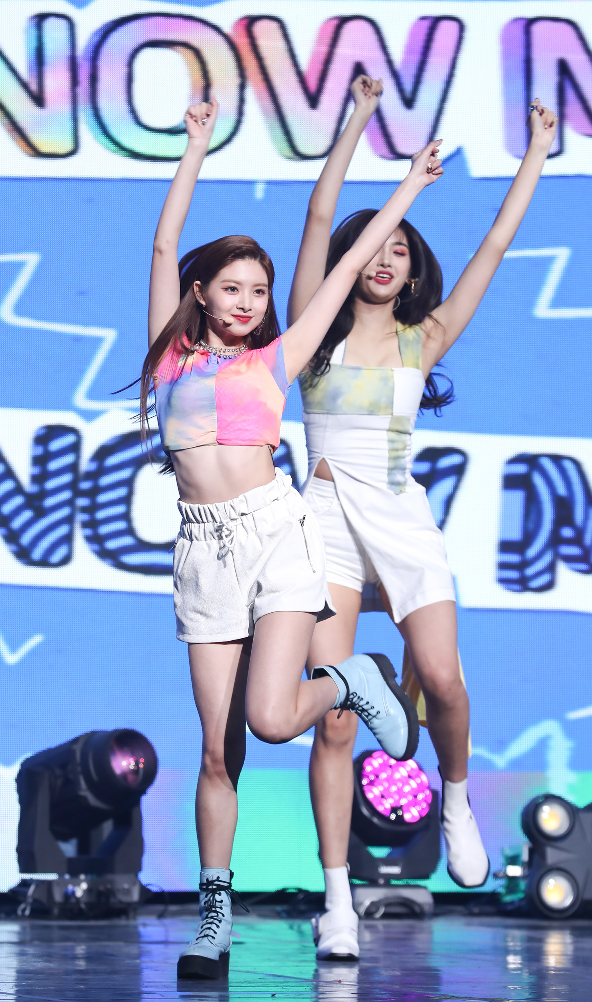 에버글로우;거륵룹;위에화;위에화엔터테인먼트