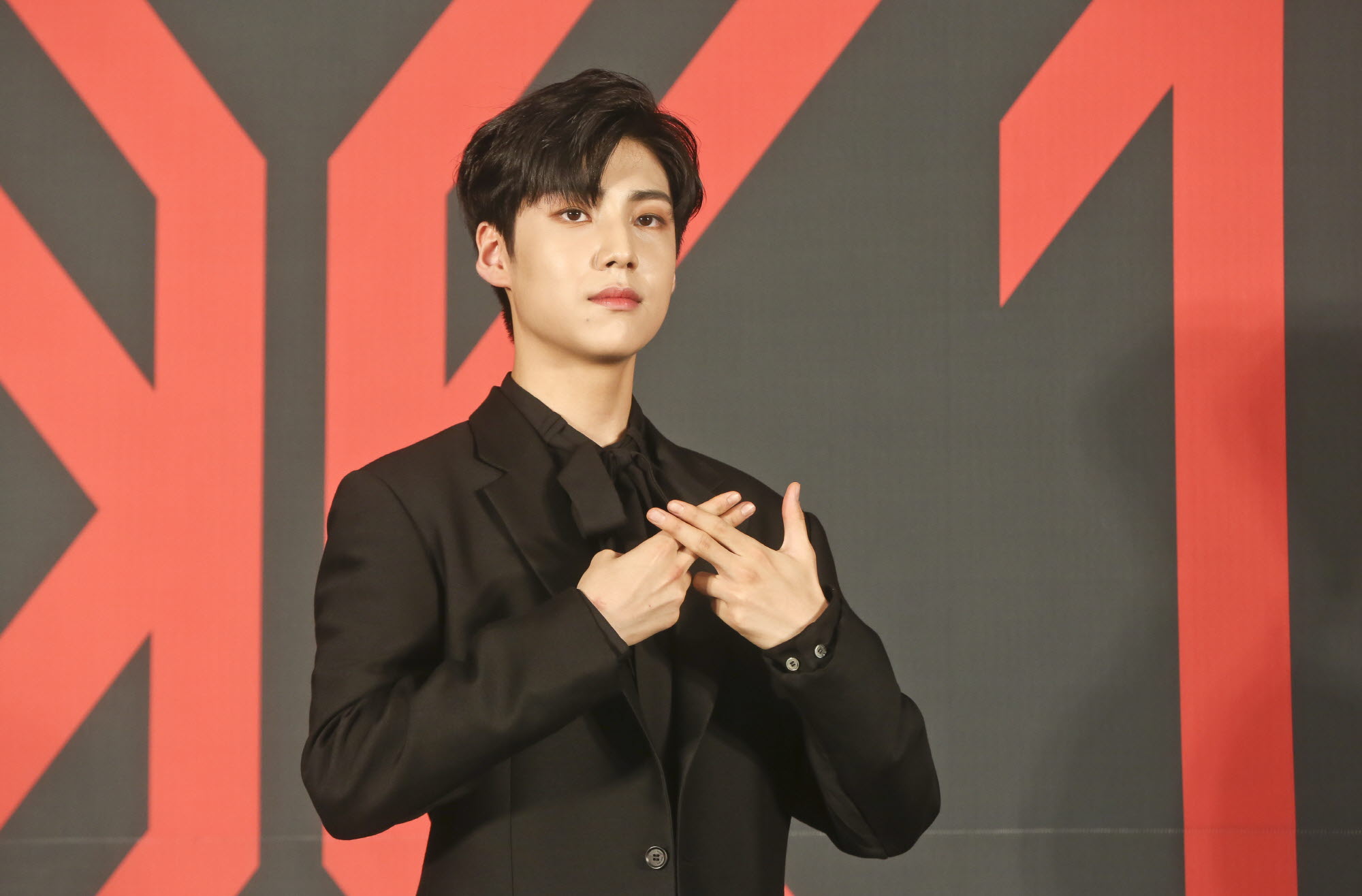 X1;한승우;조승연;김우석;김요한;이한결;차준호;손동표;강민희;이은상;송형준;남도현