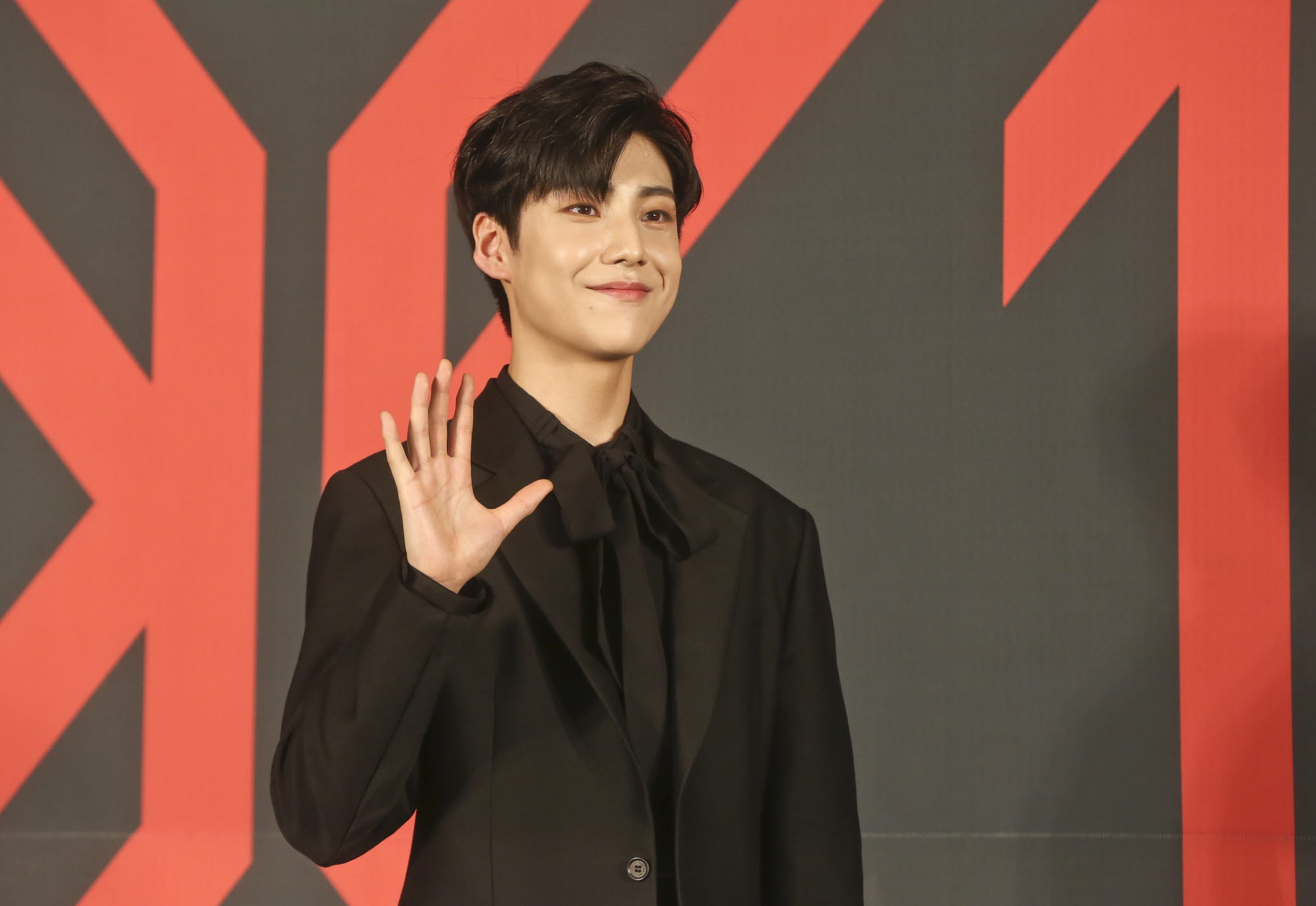 X1;한승우;조승연;김우석;김요한;이한결;차준호;손동표;강민희;이은상;송형준;남도현