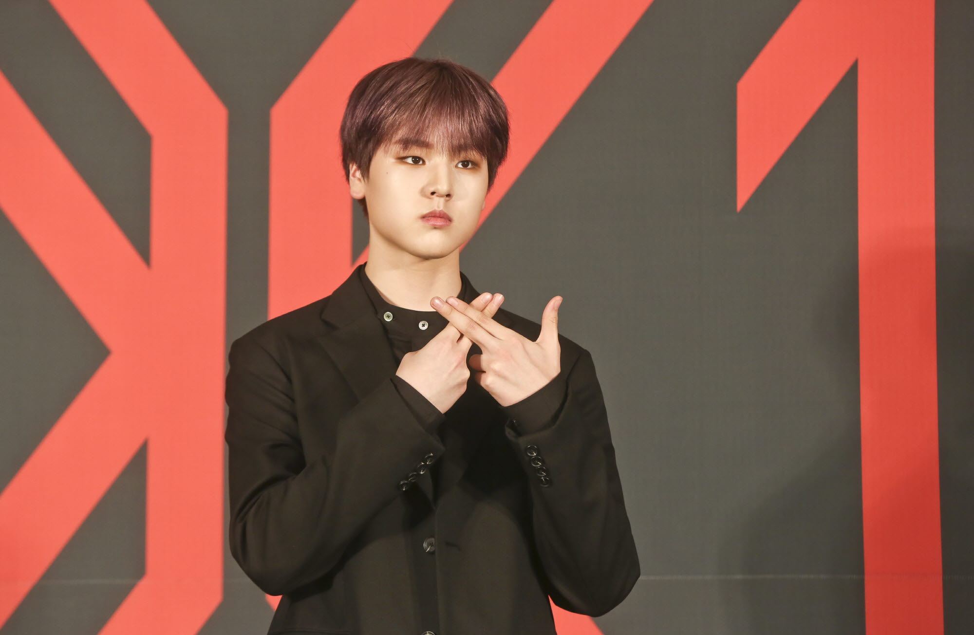 X1;한승우;조승연;김우석;김요한;이한결;차준호;손동표;강민희;이은상;송형준;남도현