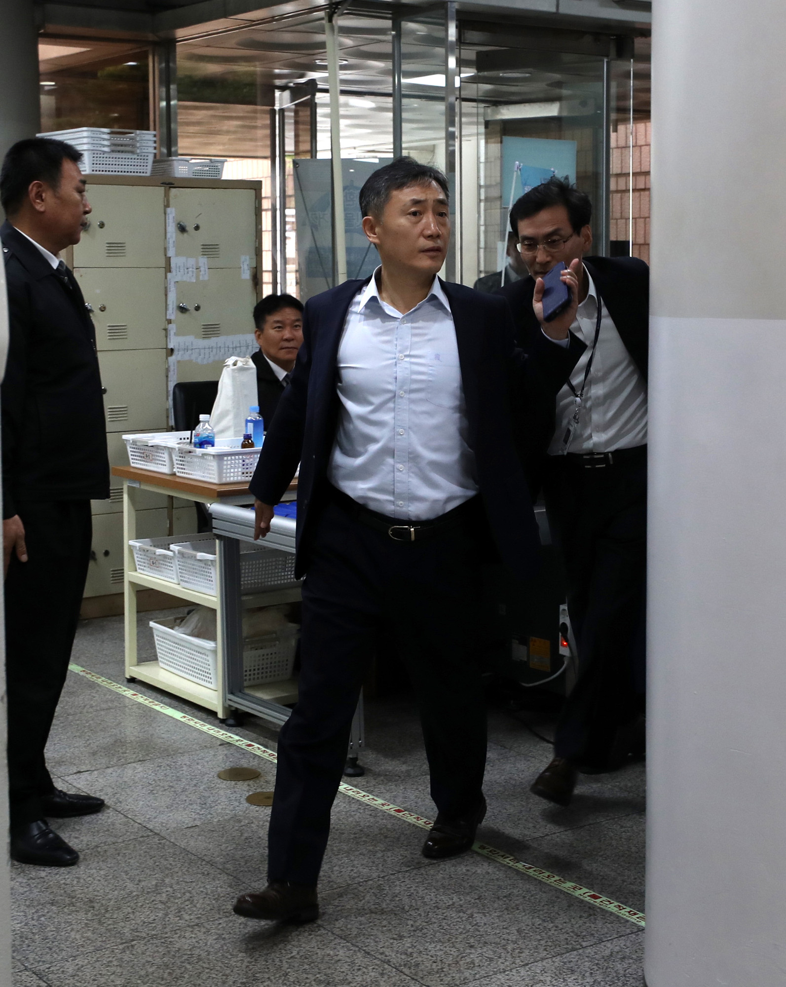 윤총경;버닝썬;경찰총장