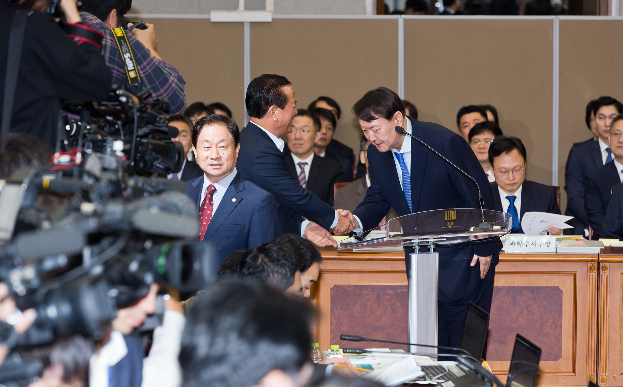 정치;국회;국정감사;2019국정감사;법제사법위원회;대검찰청;검찰국정감사;윤석열;검찰총장