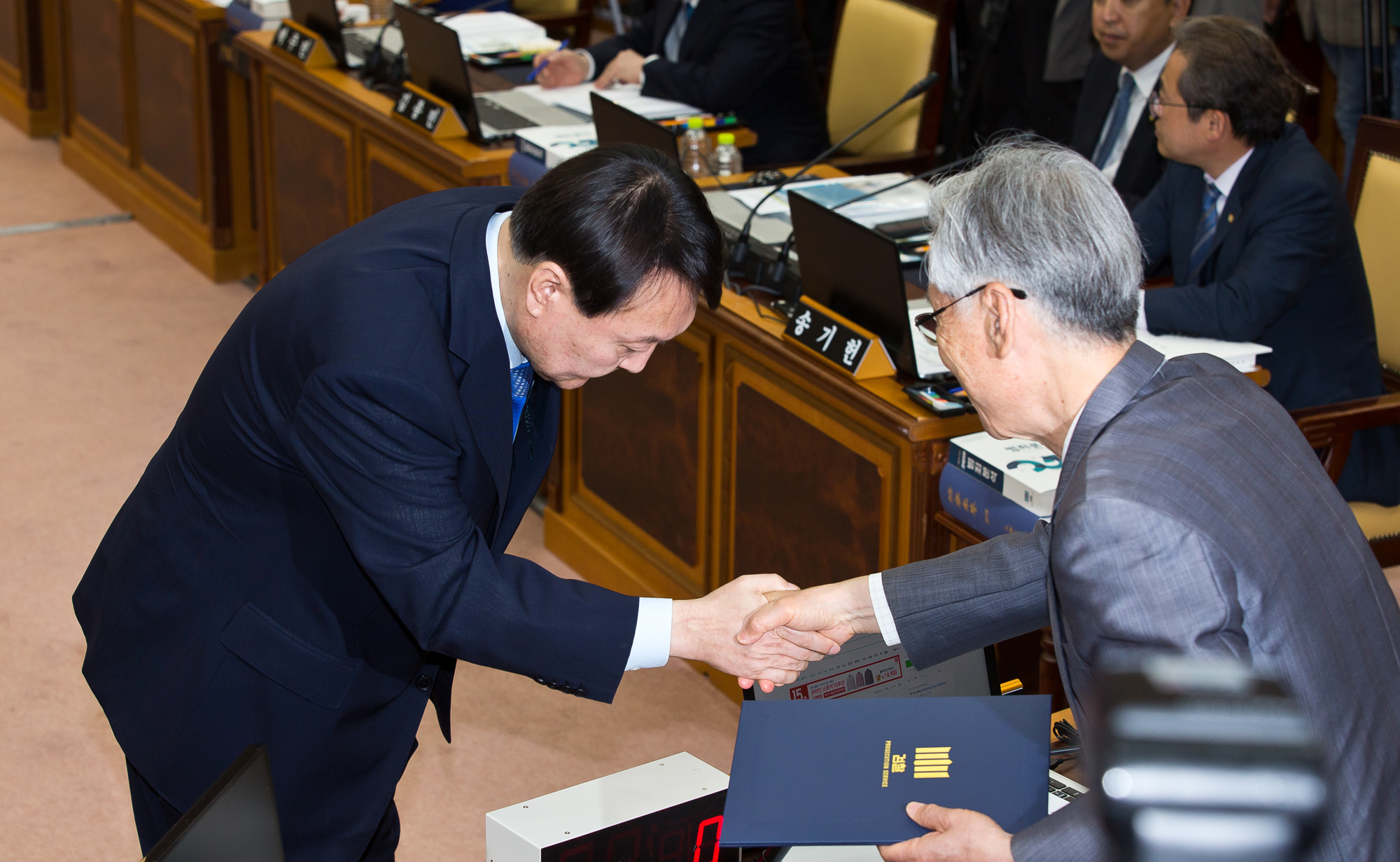 정치;국회;국정감사;2019국정감사;법제사법위원회;대검찰청;검찰국정감사;윤석열;검찰총장