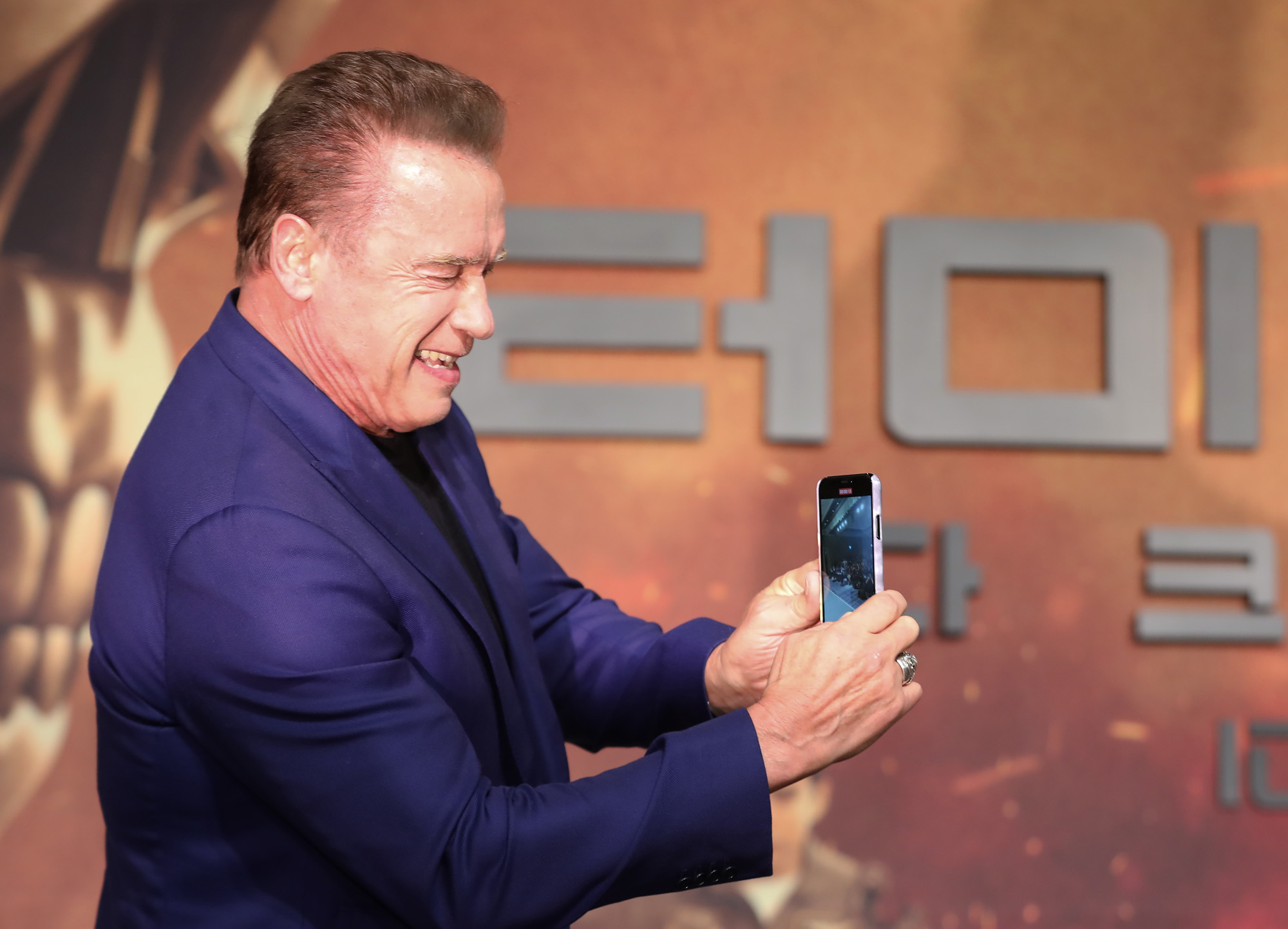 터미네이터;터미네이터내한;아놀드 슈왈제네거;린다 해밀턴;맥켄지 데이비스;나탈리아 레이즈;가브리엘 루나