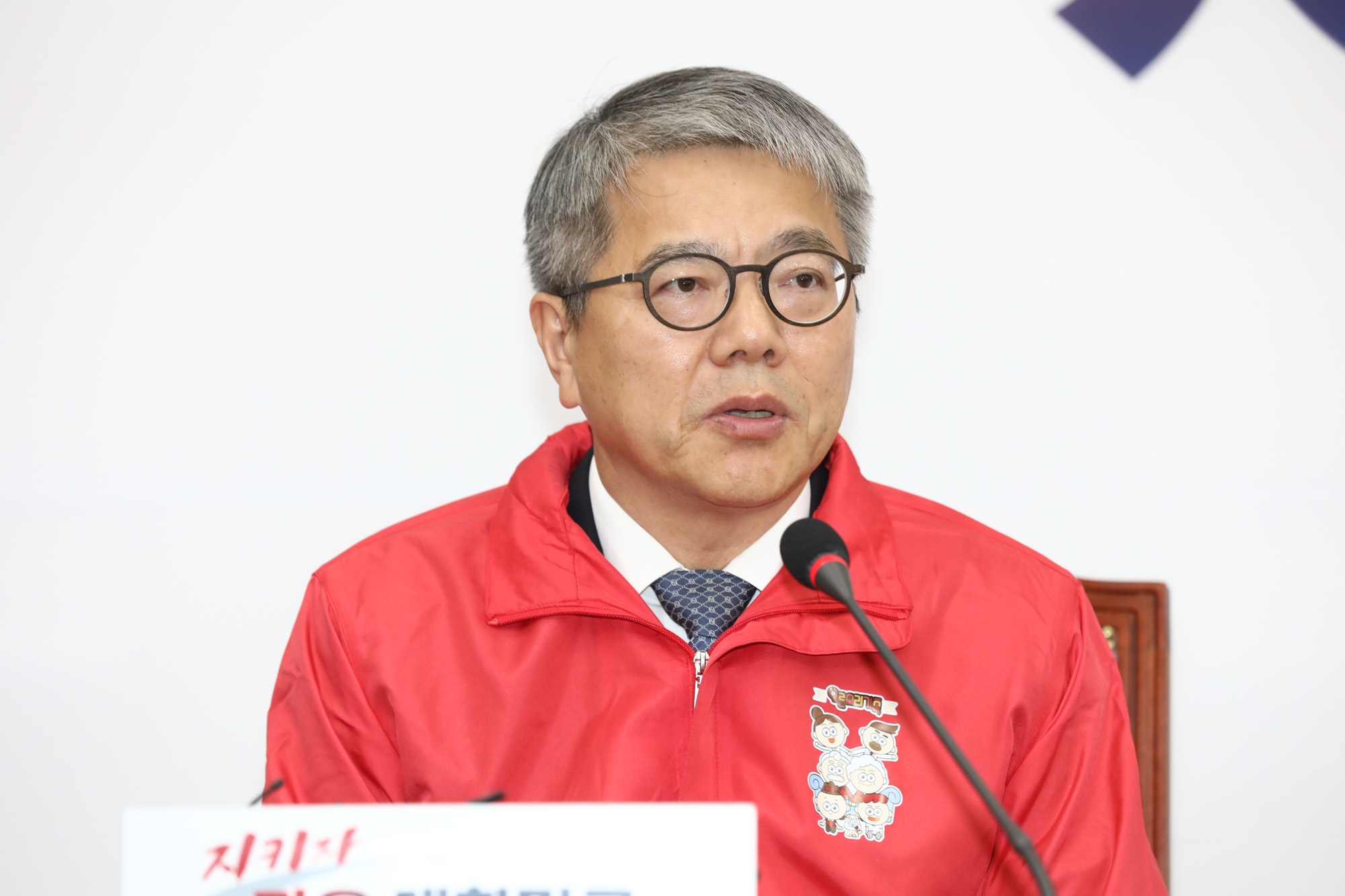 자유한국당인재;한국당영입인재환영식;김용하순천향대 IT 금융경영햑과 교수