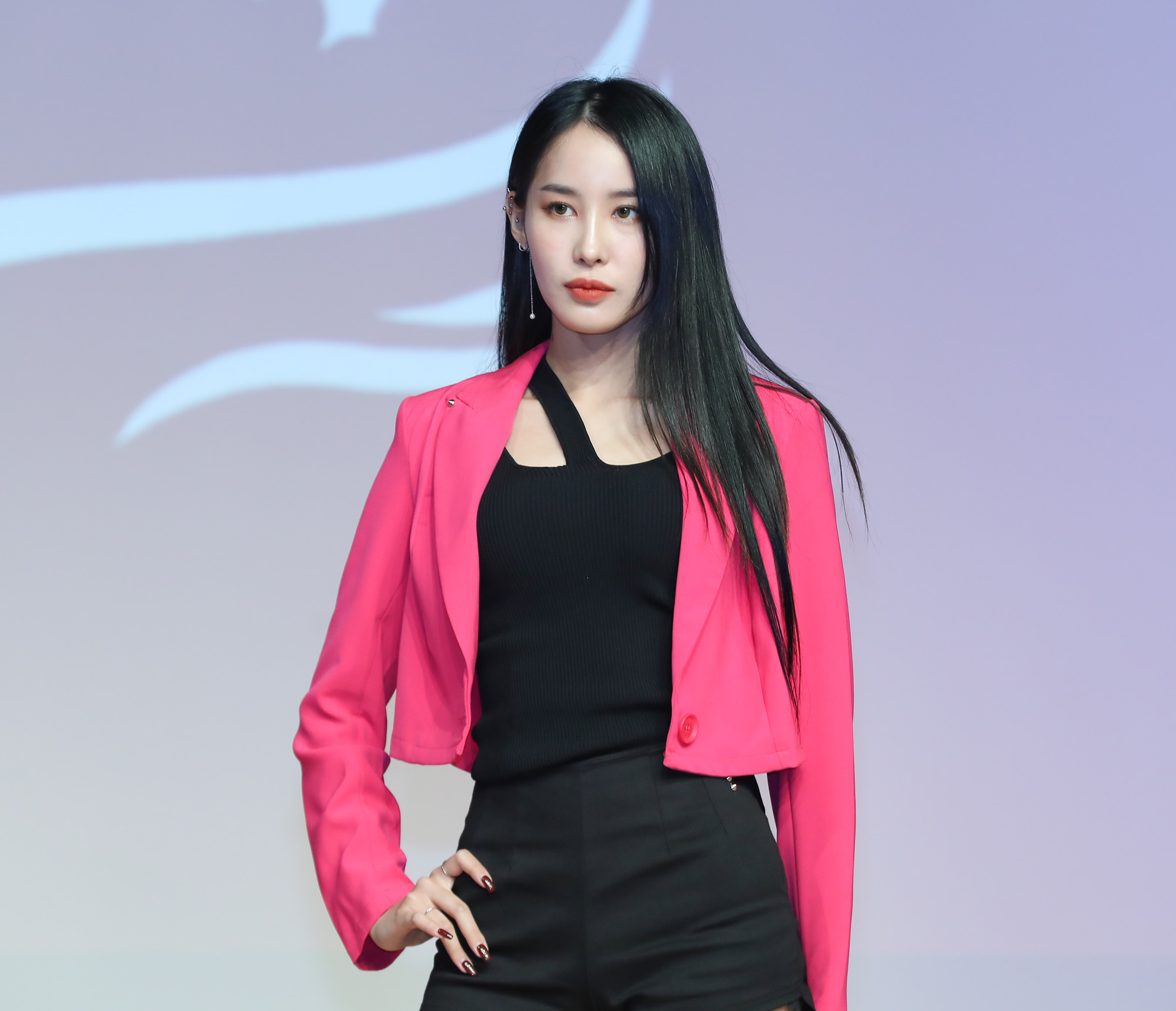 희나피아;프리스틴