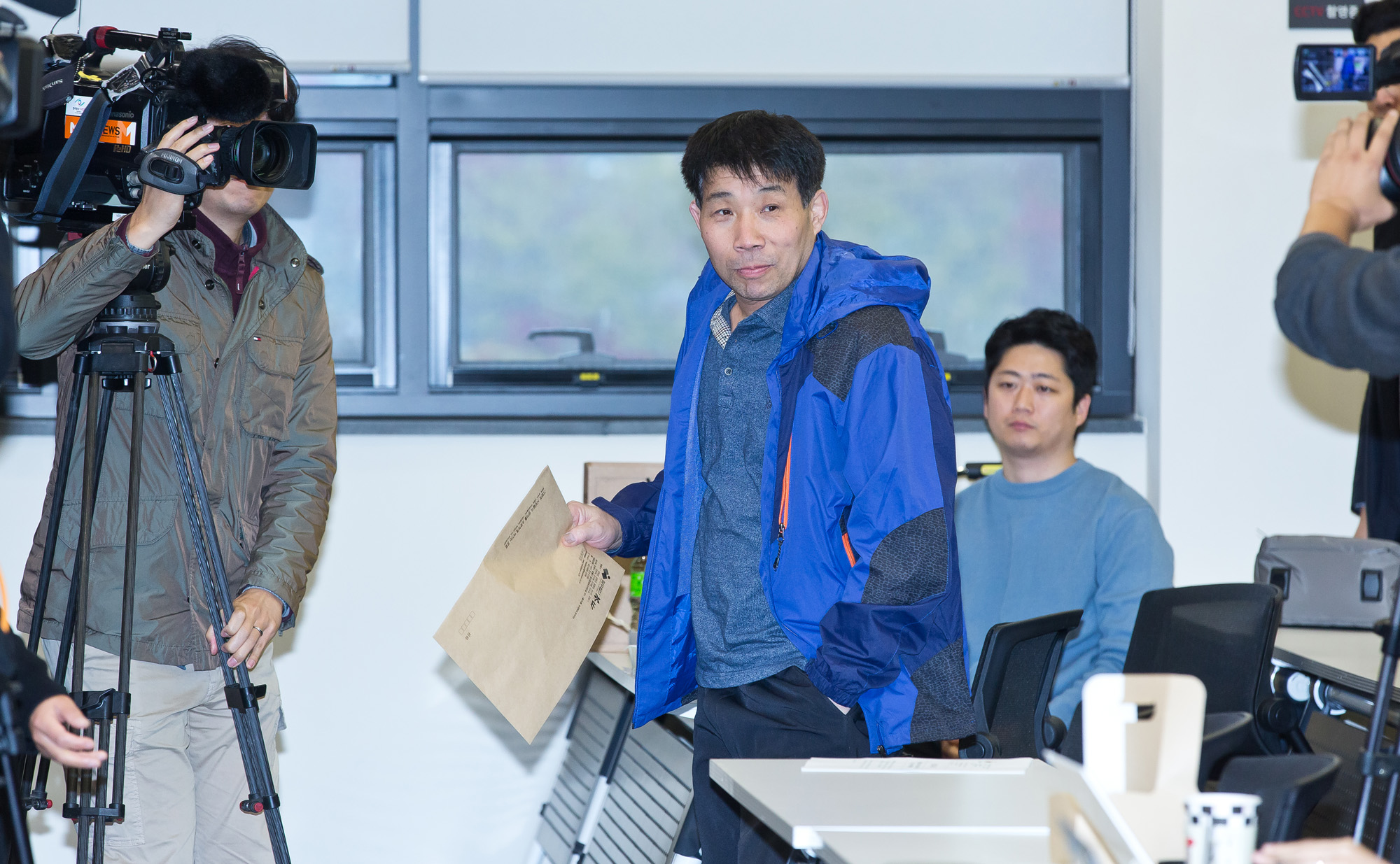 사회;사건;사고;화성연쇄살인사건;8차사건;윤성여;화성연쇄살인8차사건재심청구;박준영변호사