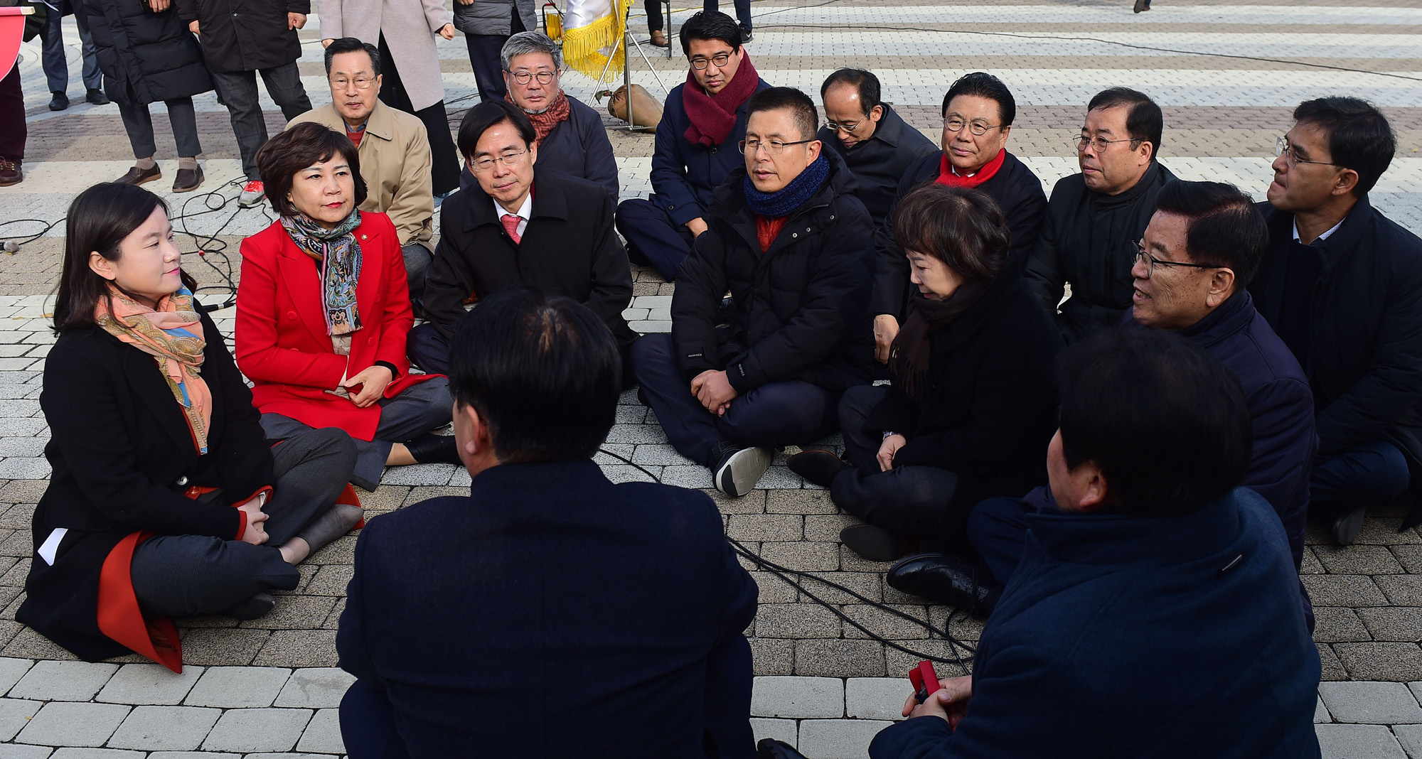 자유한국당최고위원회의;황교안대표;청와대단식;황교안2일째단식