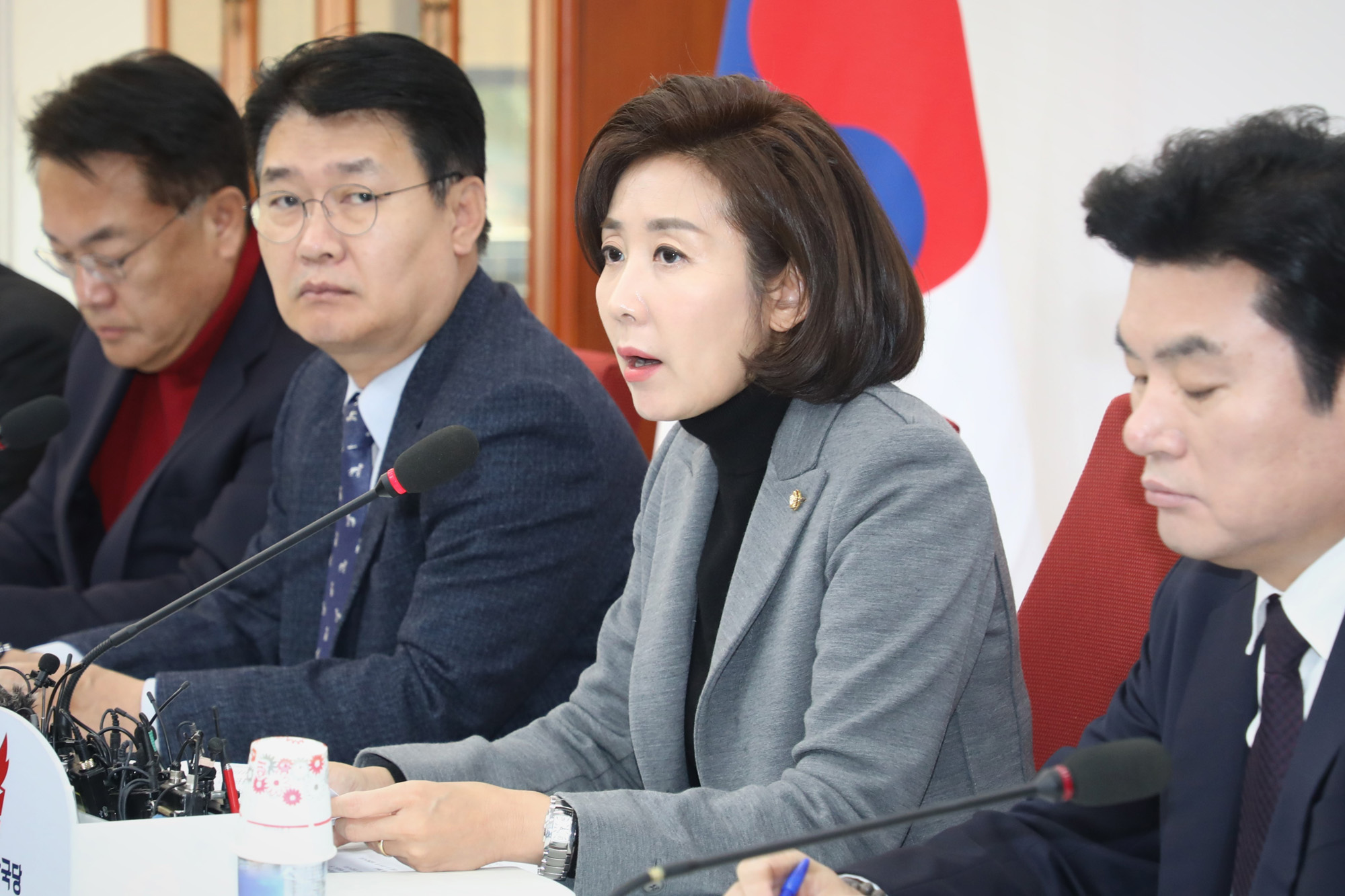 나경원원내대표;자유한국당원내대책회의