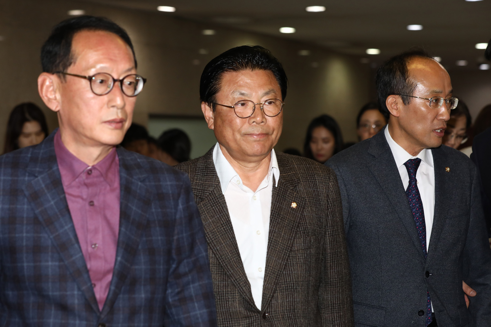 자유한국당당직자;당직자사퇴;박맹우사무총장