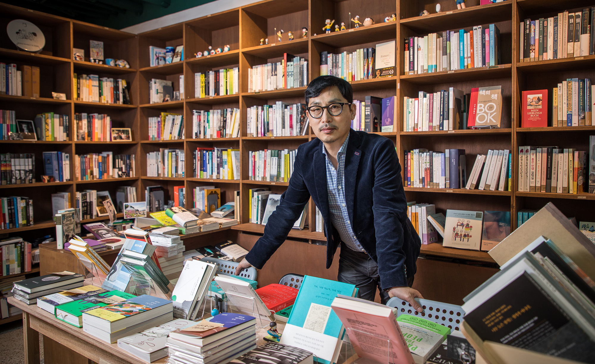 사회;세태;문화;사회학자;노명우;아주대학교교수;니은서점;인생극장;작가;도서정가제