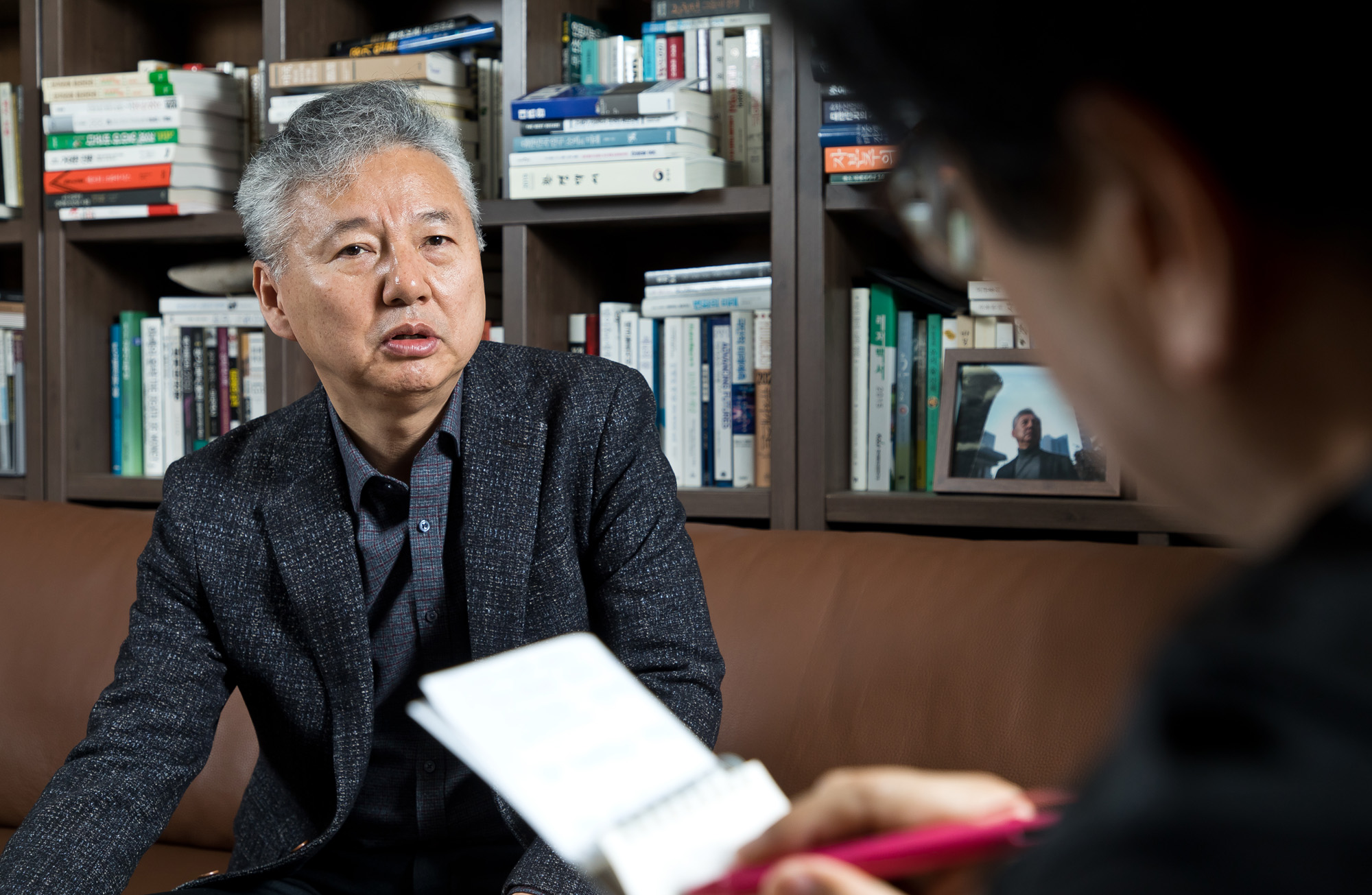 경제;인물;홍성국;경제인;홍성국;혜안리서치;수축사회;미래에셋대우