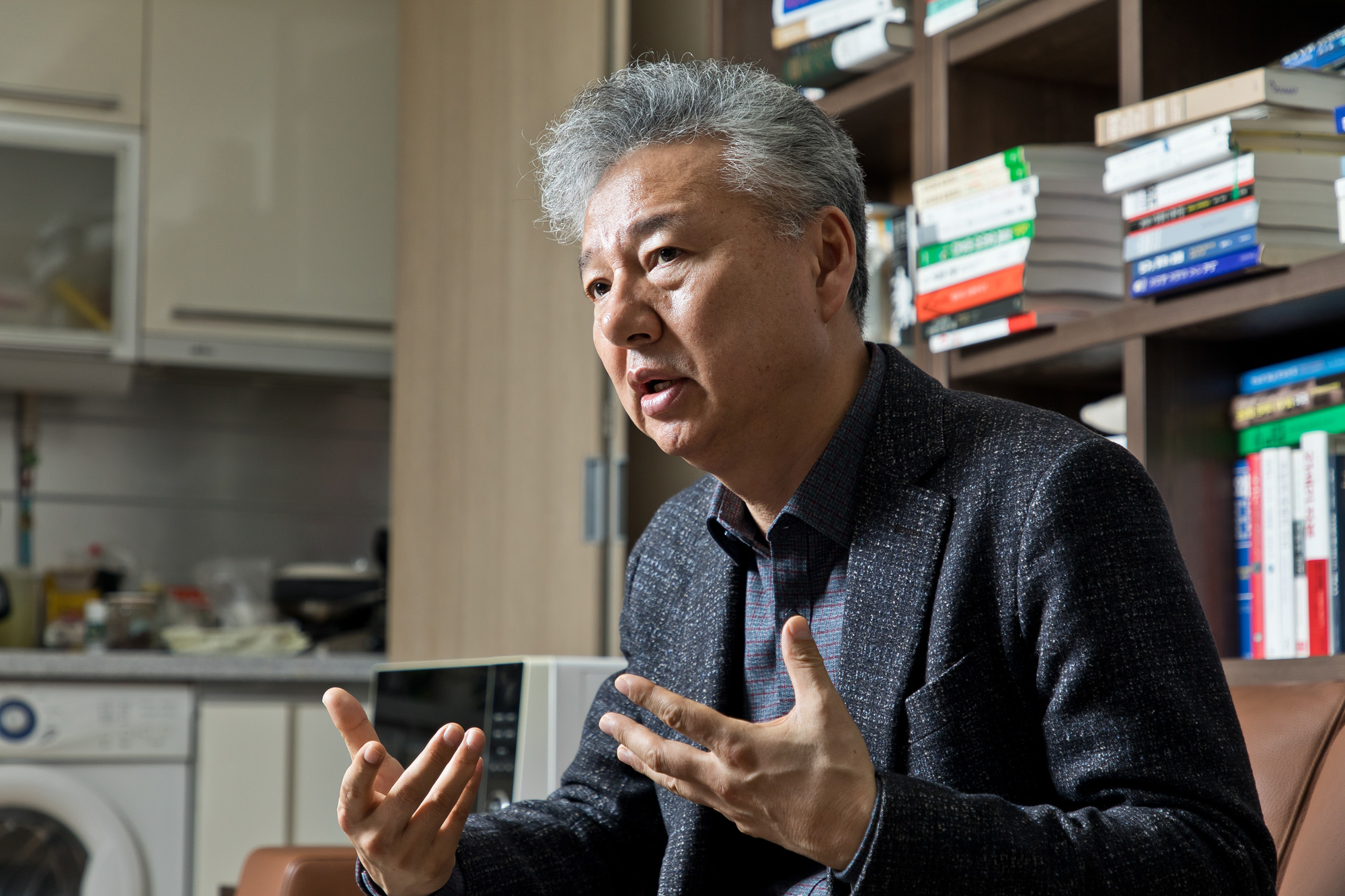 경제;인물;홍성국;경제인;홍성국;혜안리서치;수축사회;미래에셋대우