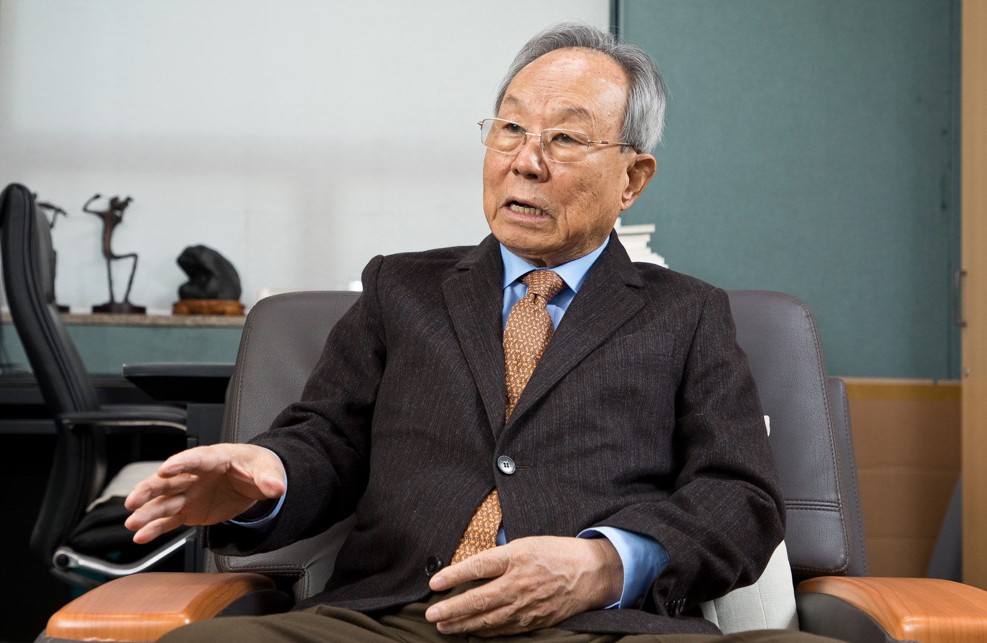 정치;인물;박관용;전국회의장;자유한국당;21세기국가발전연구원;새누리당상임고문