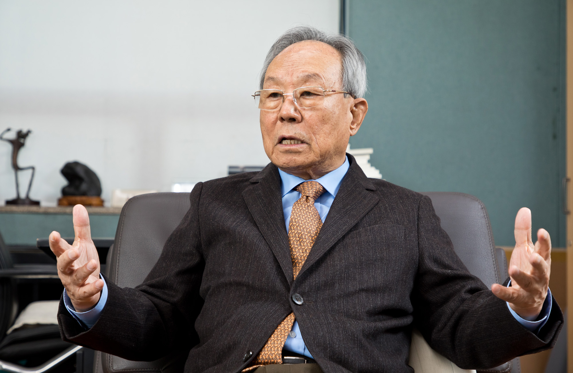 정치;인물;박관용;전국회의장;자유한국당;21세기국가발전연구원;새누리당상임고문