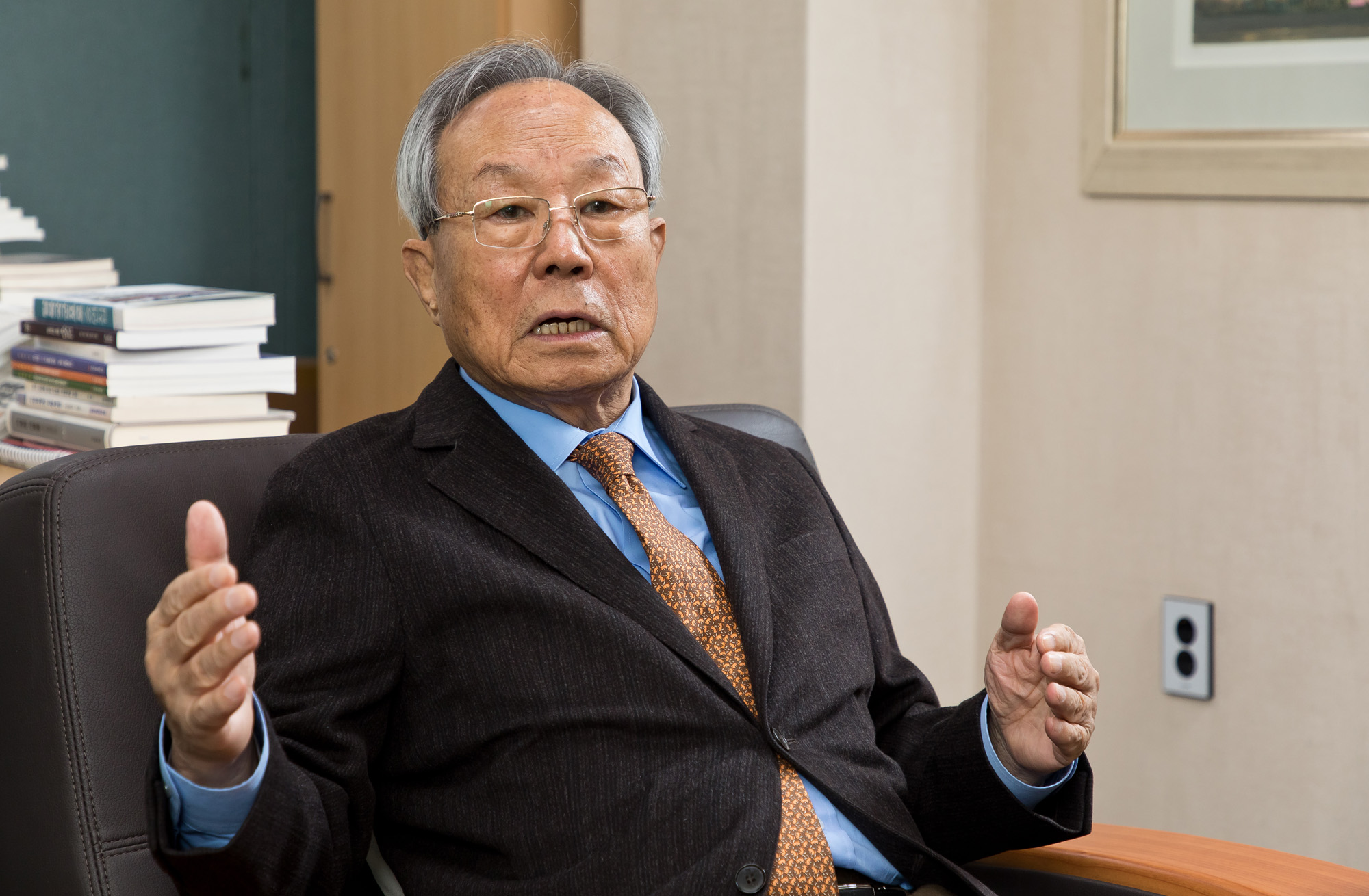 정치;인물;박관용;전국회의장;자유한국당;21세기국가발전연구원;새누리당상임고문