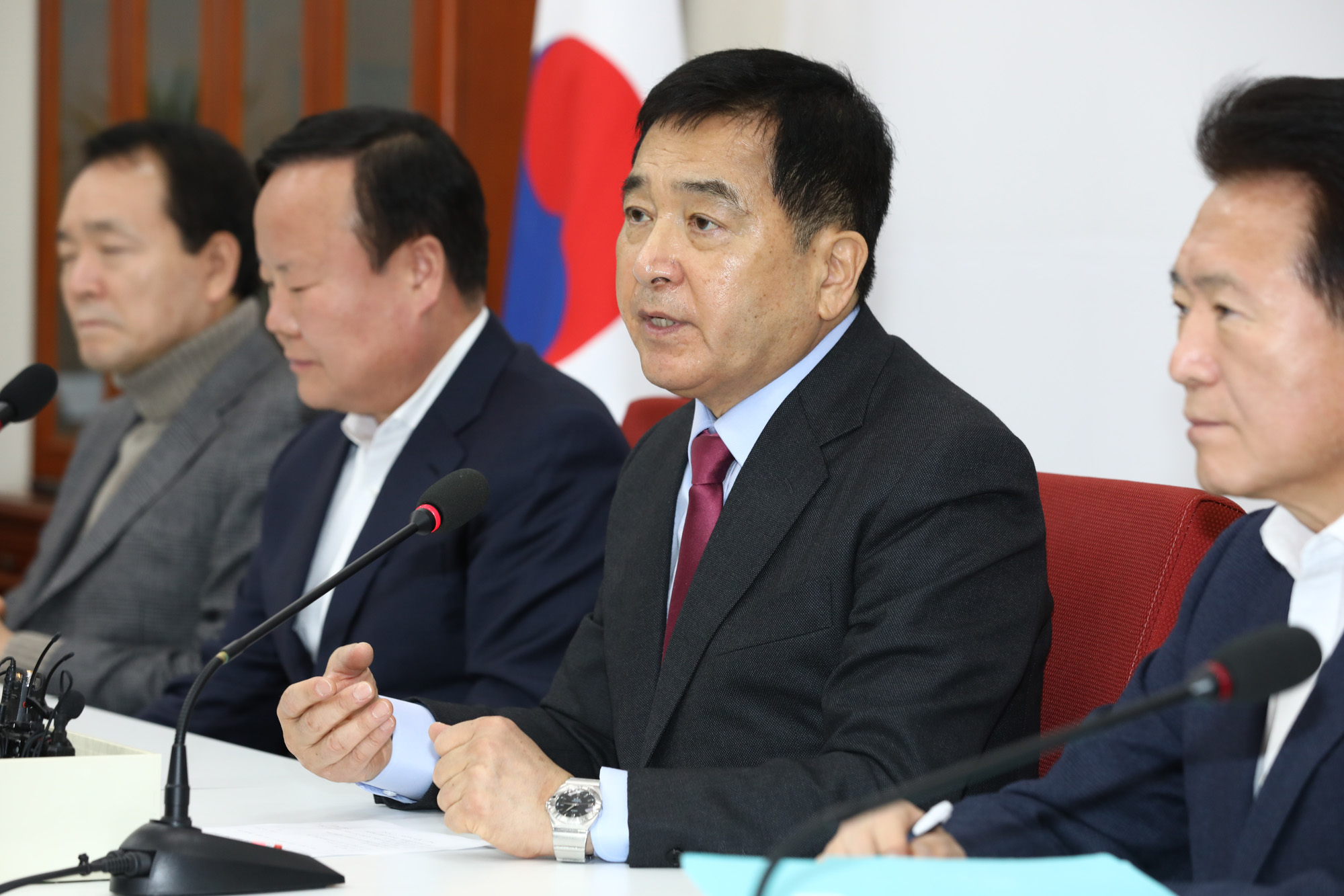 자유한국당;심재철원내대표