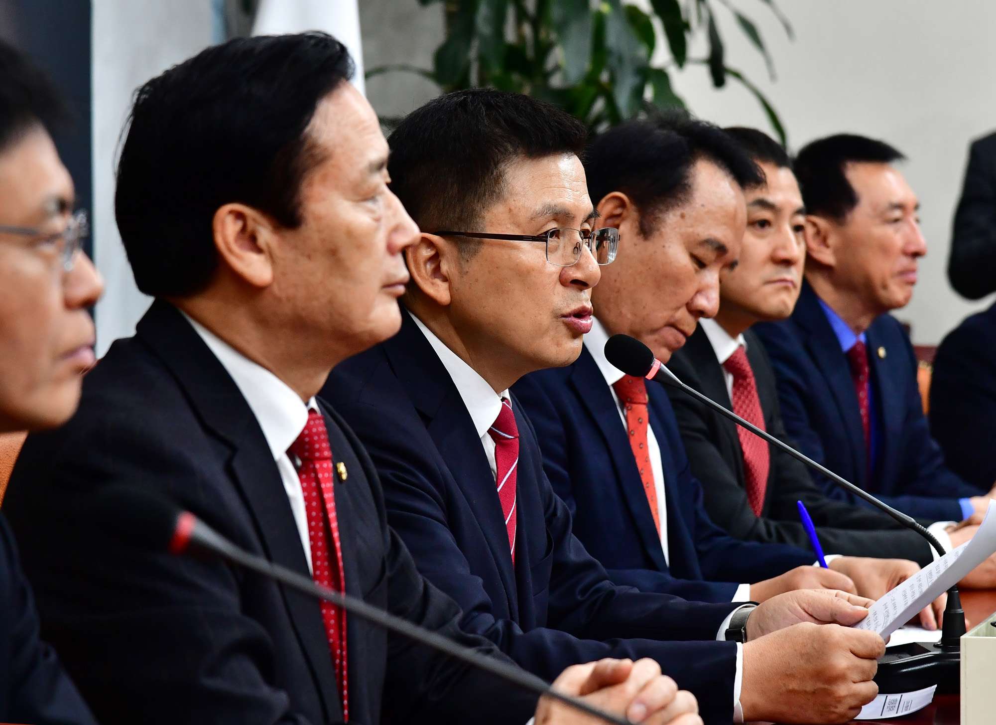 자유한국당;인재영입위원회임명장수여식;염동열위원장