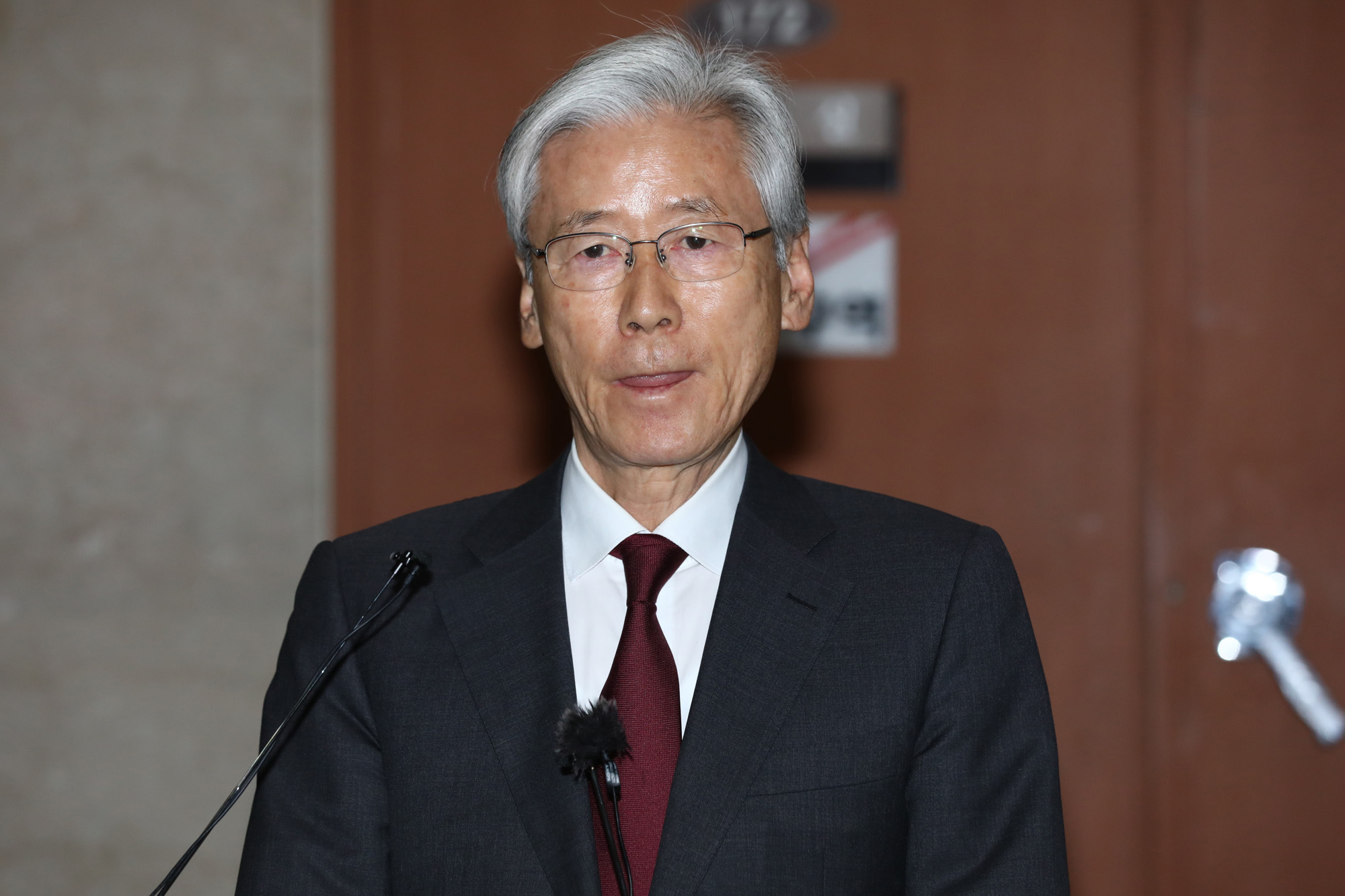 여상규의원;자유한국당총선불출마의원