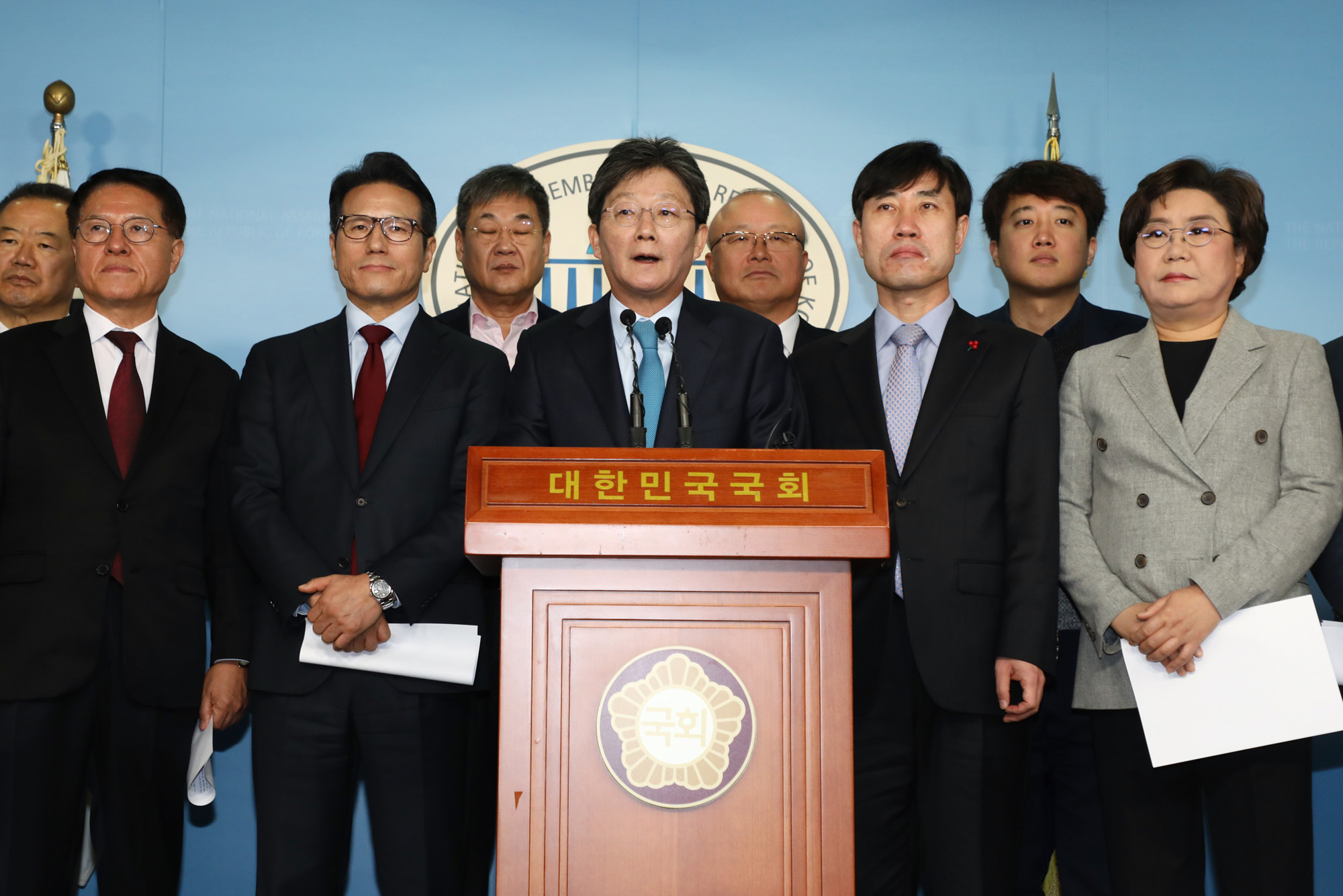 바른미래당탈당;새로운보수당창당;비당권파의원