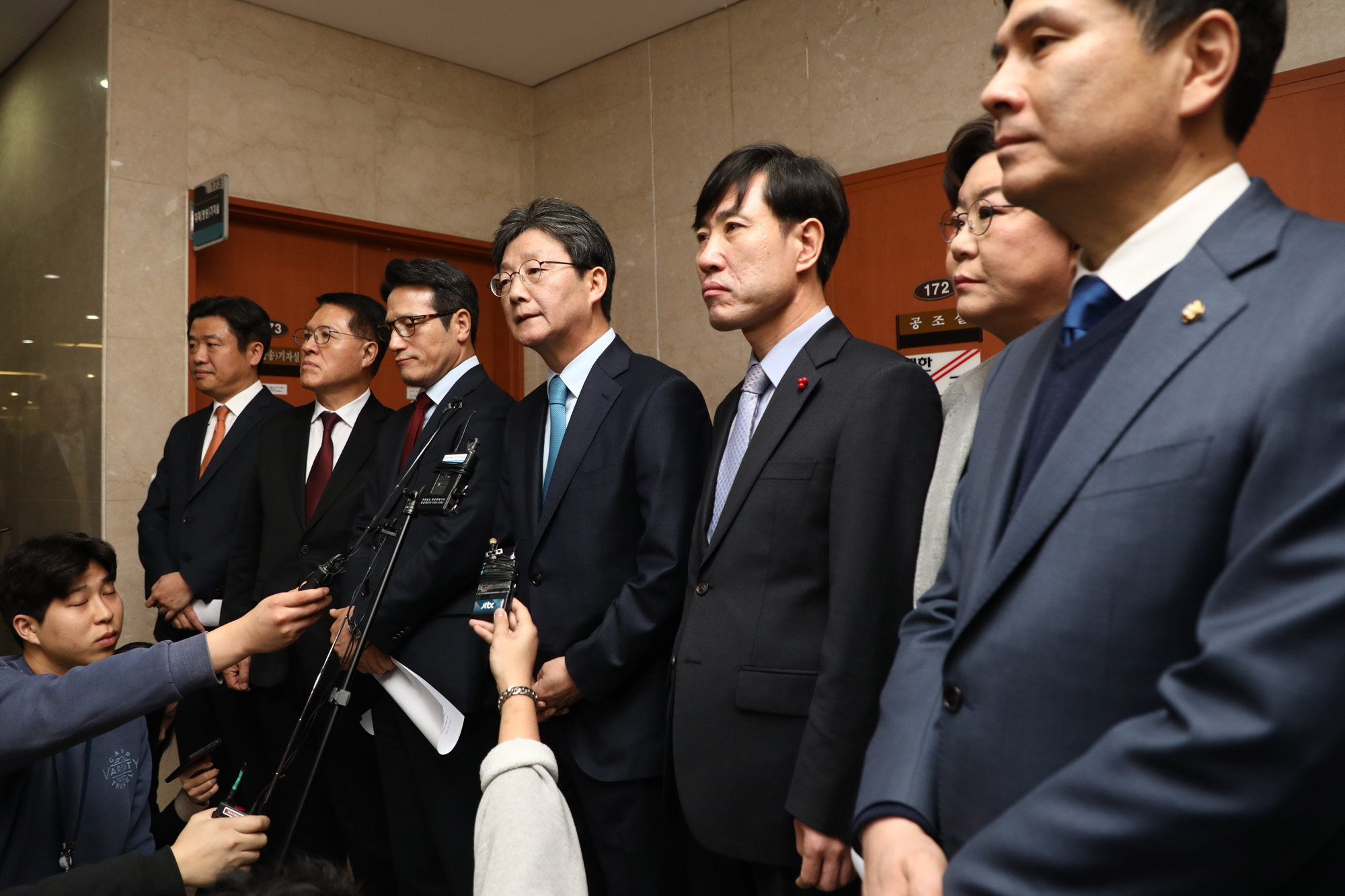 바른미래당탈당;새로운보수당창당;비당권파의원