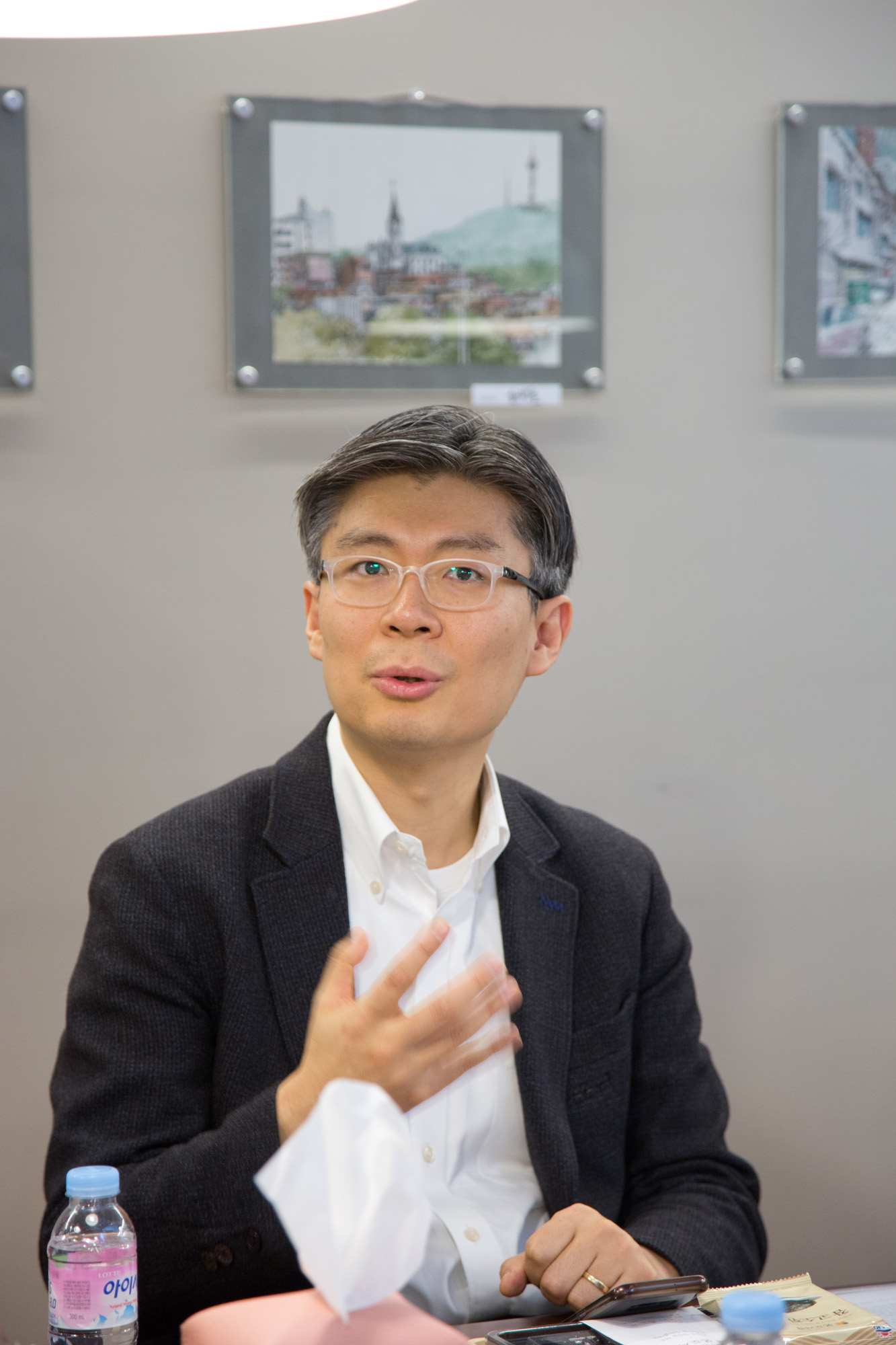 정치;시대전환;정책네트워크;30 40;직업인;솔루션