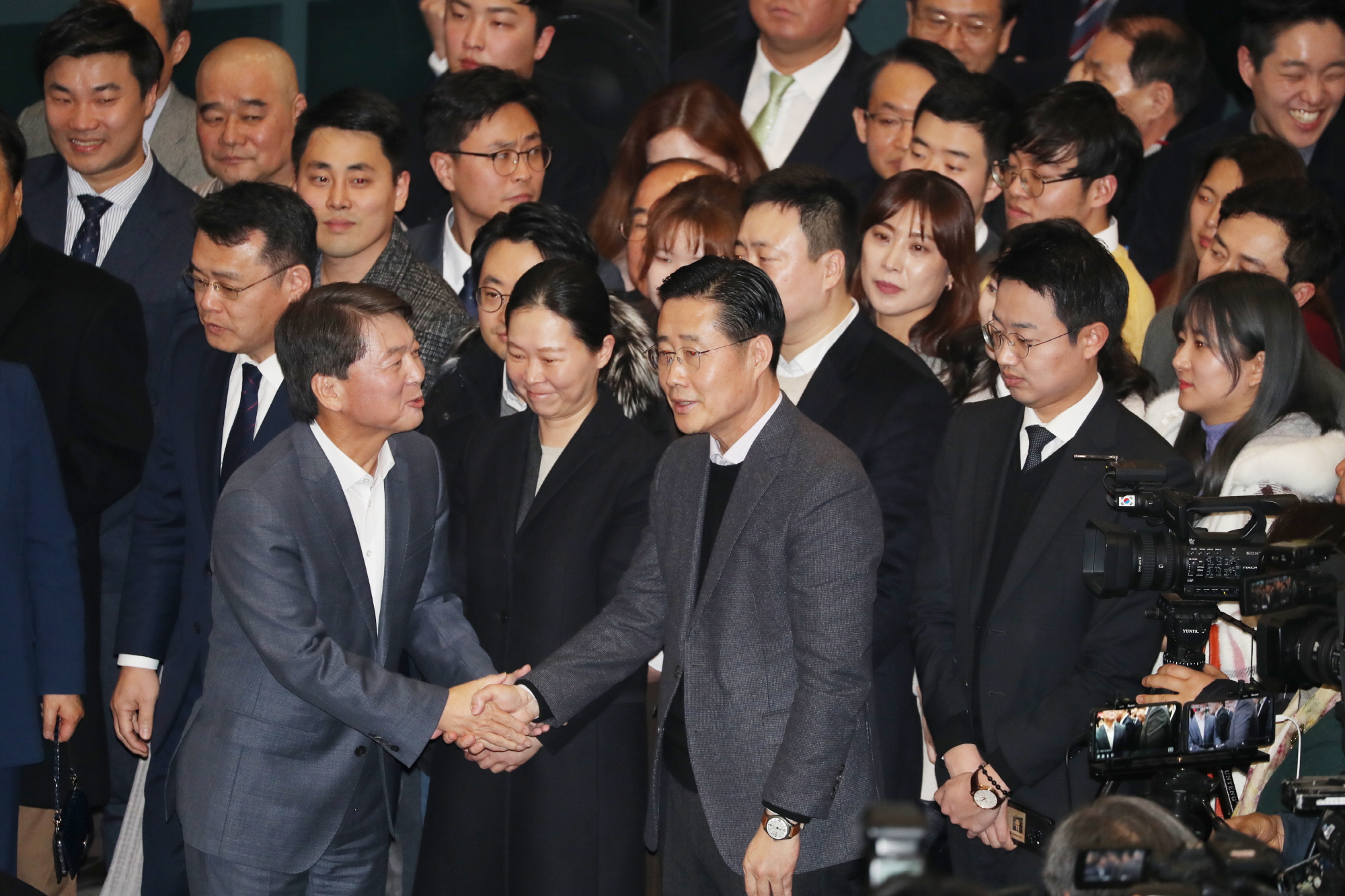 안철수;안철수귀국;안철수입국