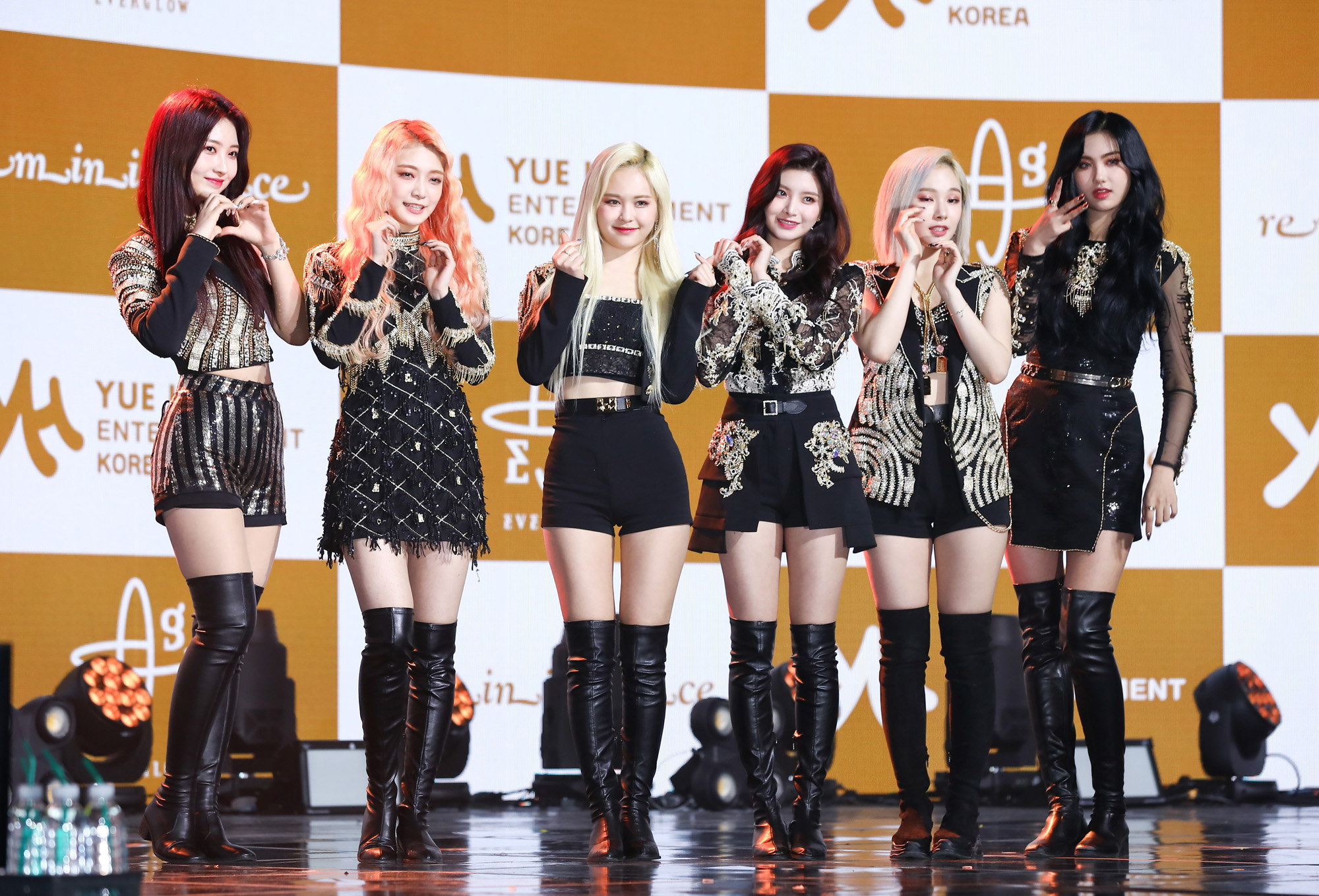 에버글로우;위에화;걸그룹;아이돌;가수;쇼케이스