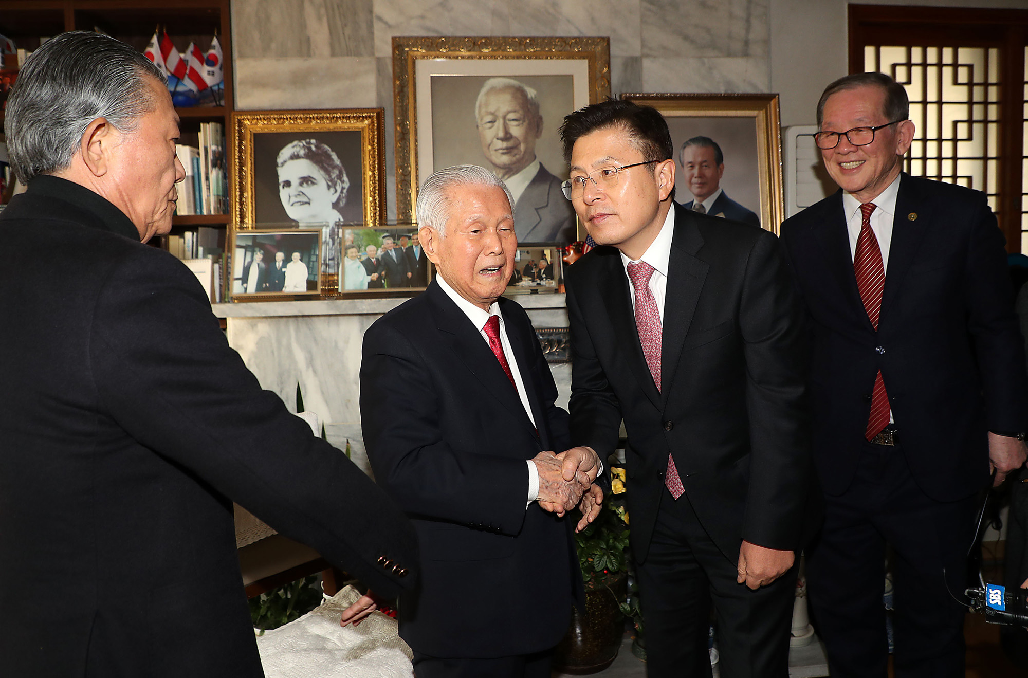 황교안;황교안이승만;황교안이인수