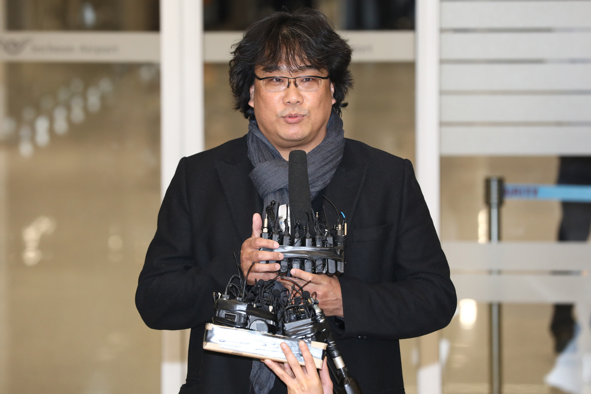 봉준호;영화기생충;봉준호인청공항입국