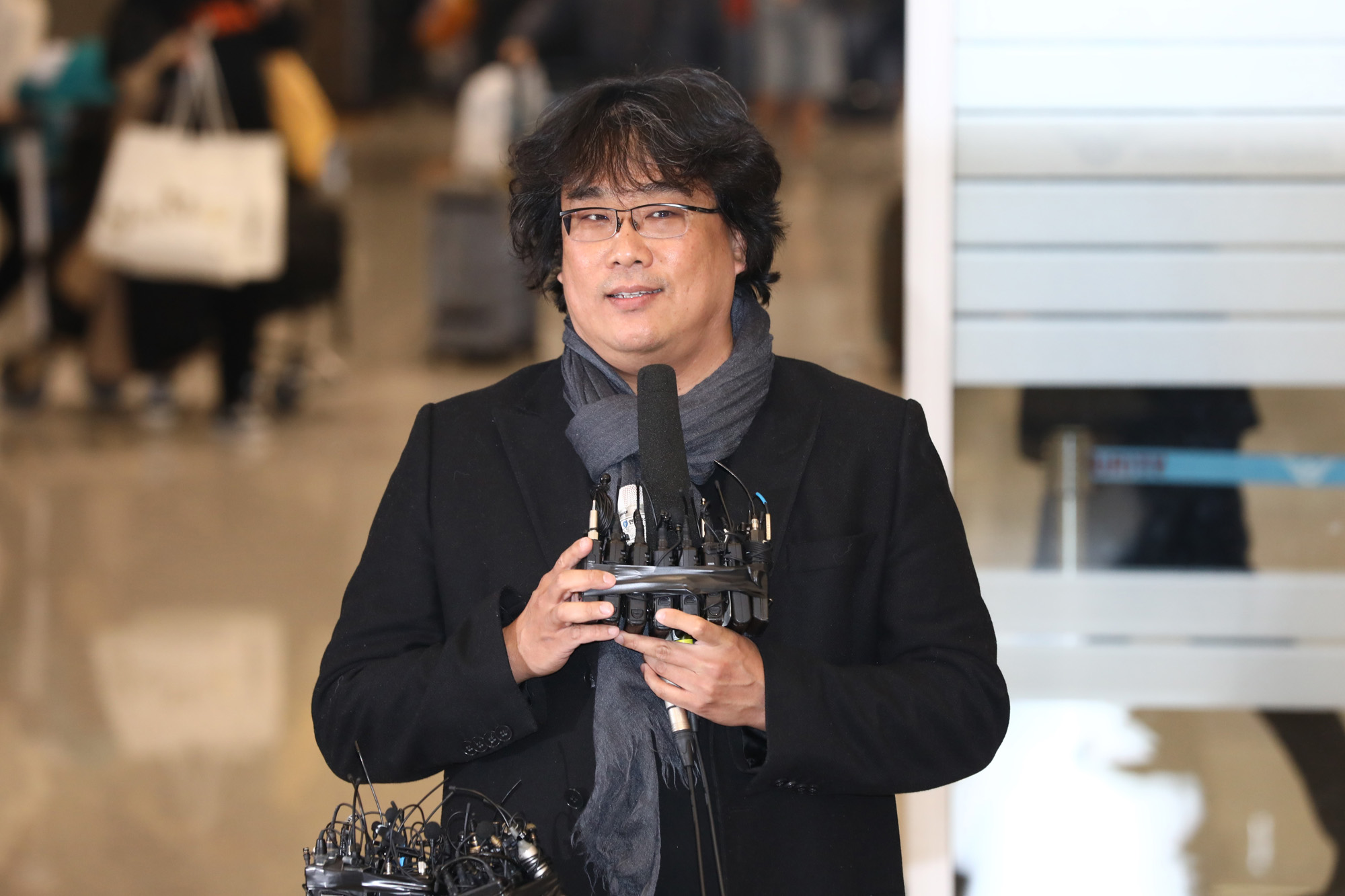 봉준호;영화기생충;봉준호인청공항입국