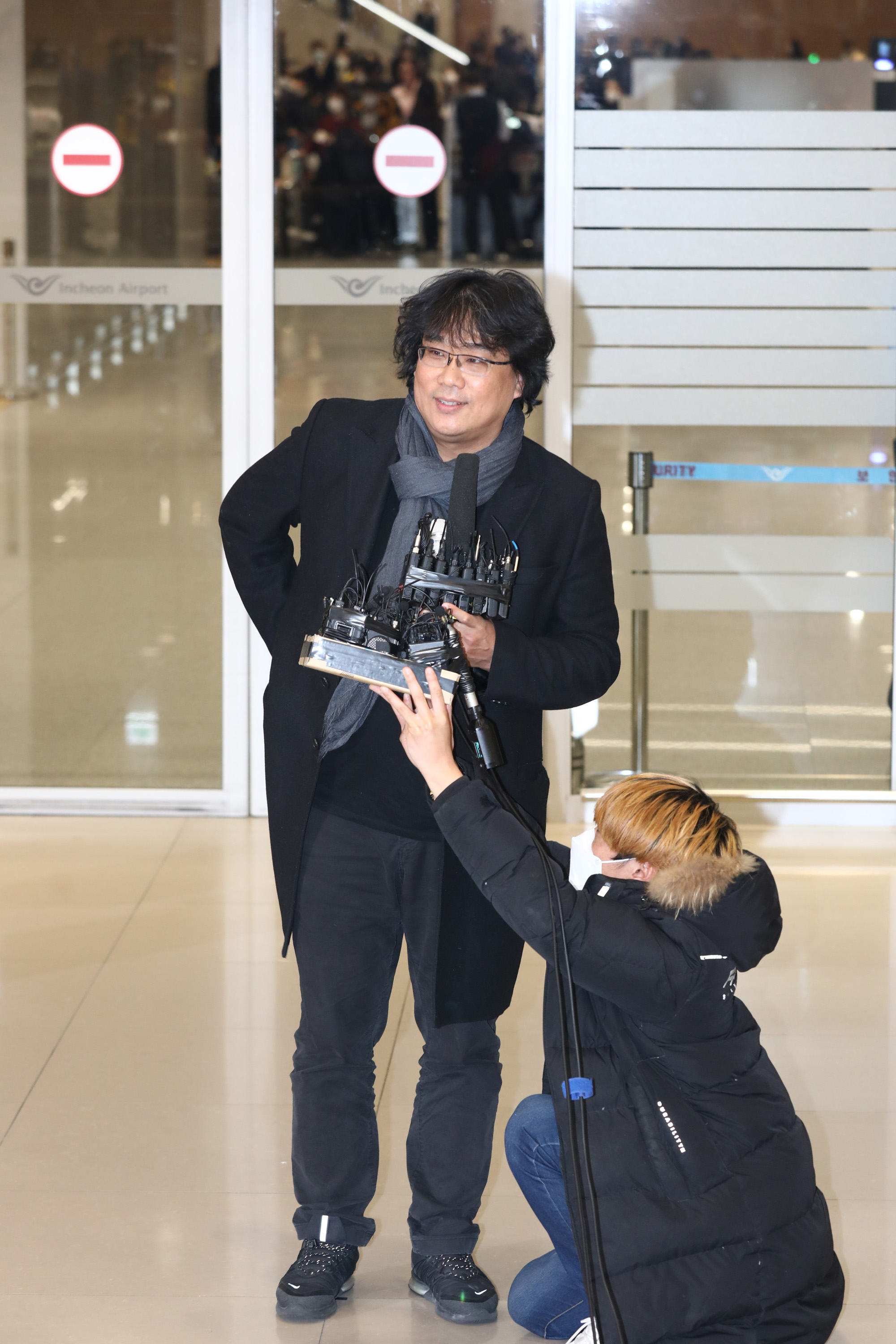 봉준호;영화기생충;봉준호인청공항입국