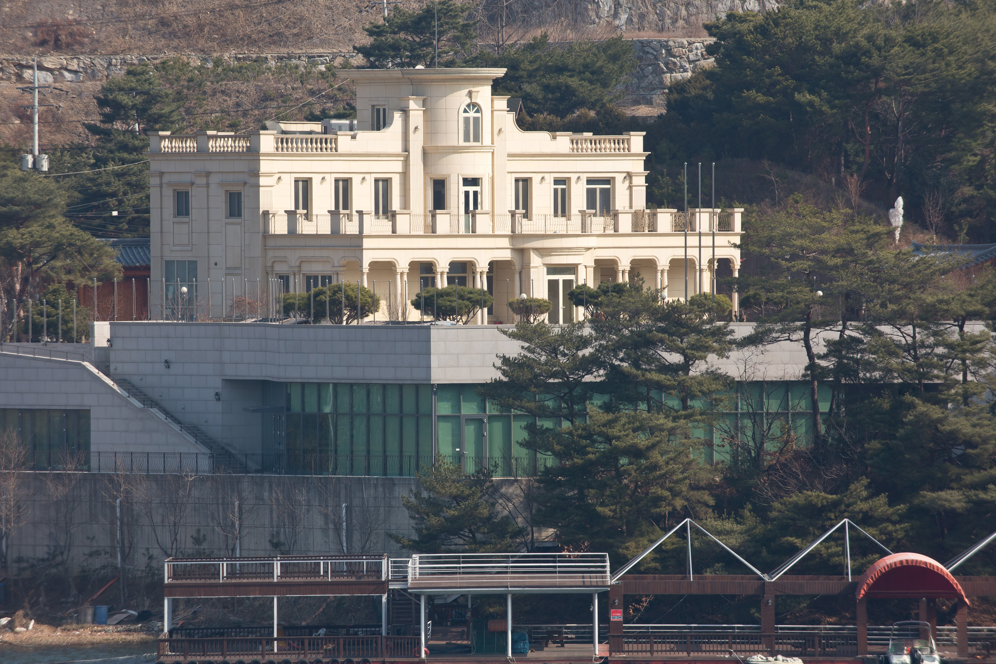 이만희 신천지;신천지 예수교회 평화의 궁전 평화 연수원 가평 