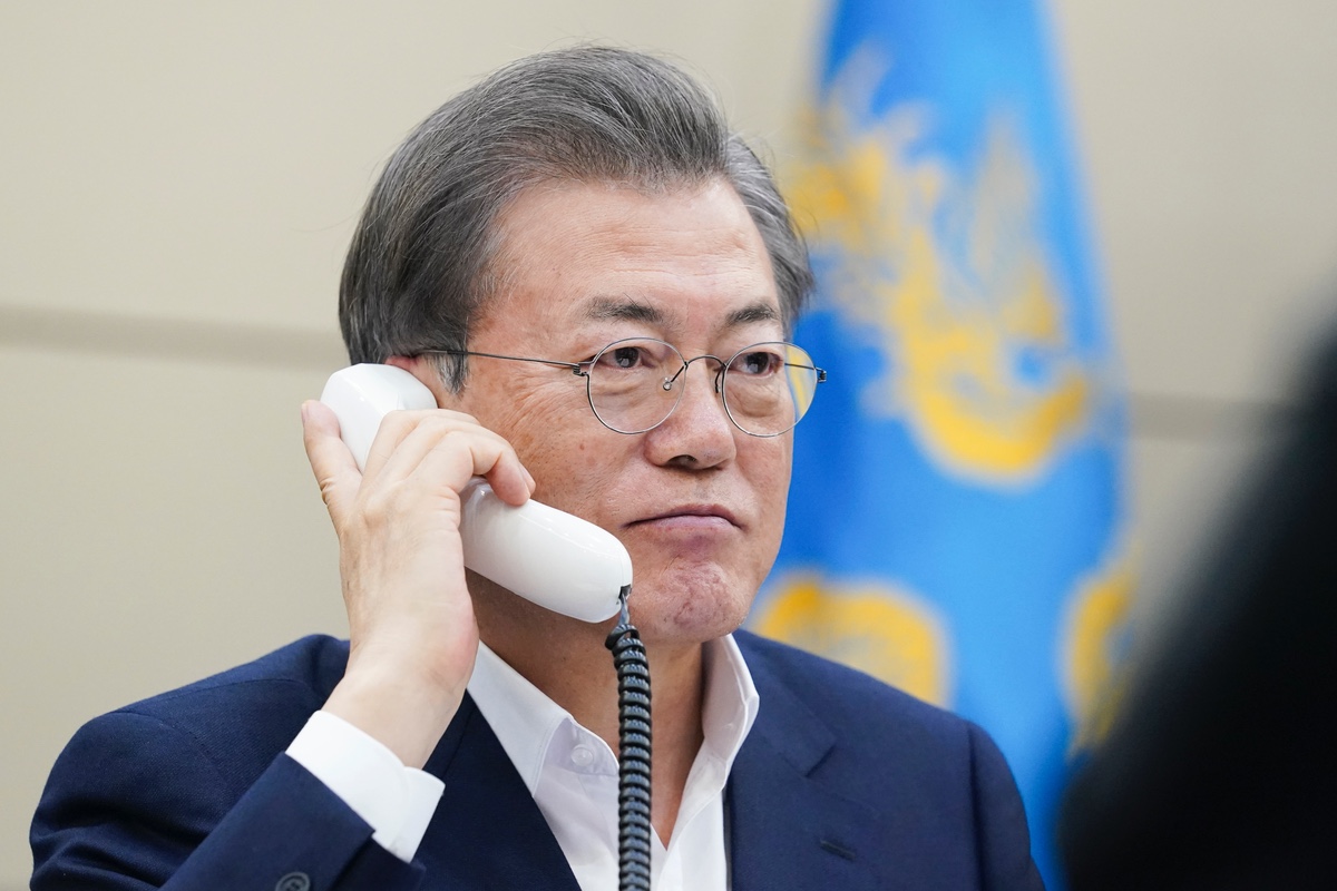 문재인 터키 레제프 타이이프 에르도안 전화통