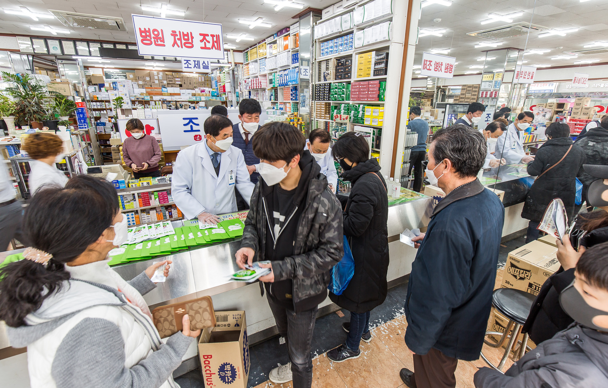 사회;세태;코로나19;신종코로나바이러스감염증;마스크;공적마스크;마스크5부제;약국마스크판매