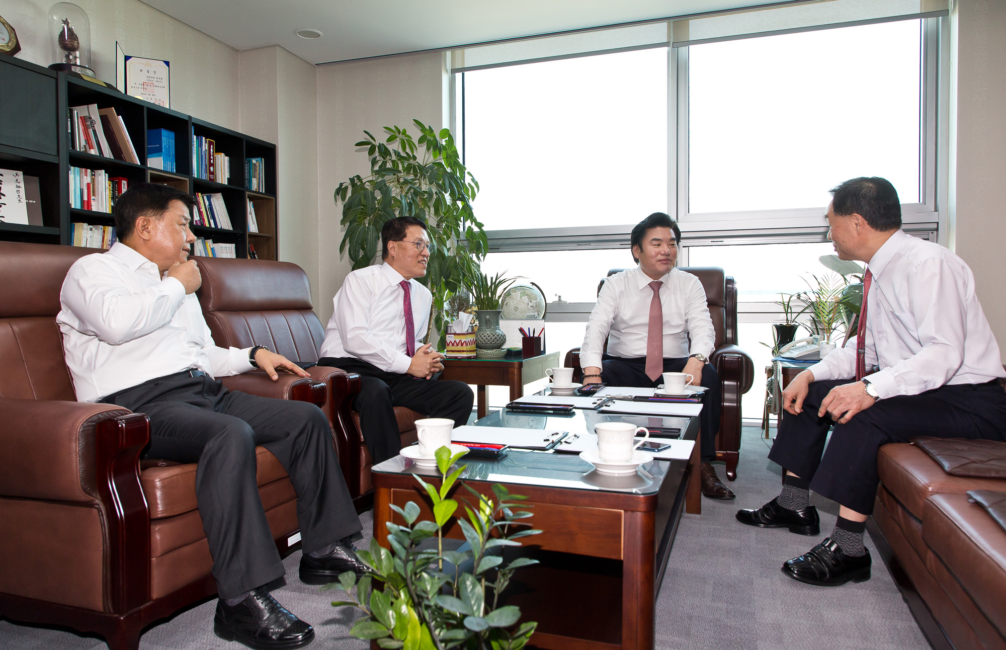 정치;정당;미래한국당;비례정당;미래통합당;원유철;미래한국당최고위원회의