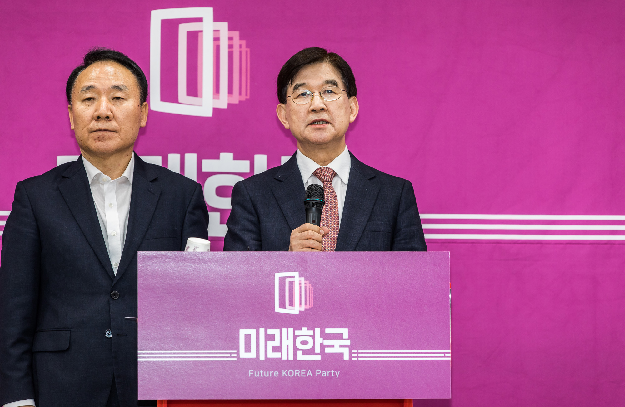 정치;정당;미래한국당;비례정당;미래통합당;원유철;배규한;공천관리위원장