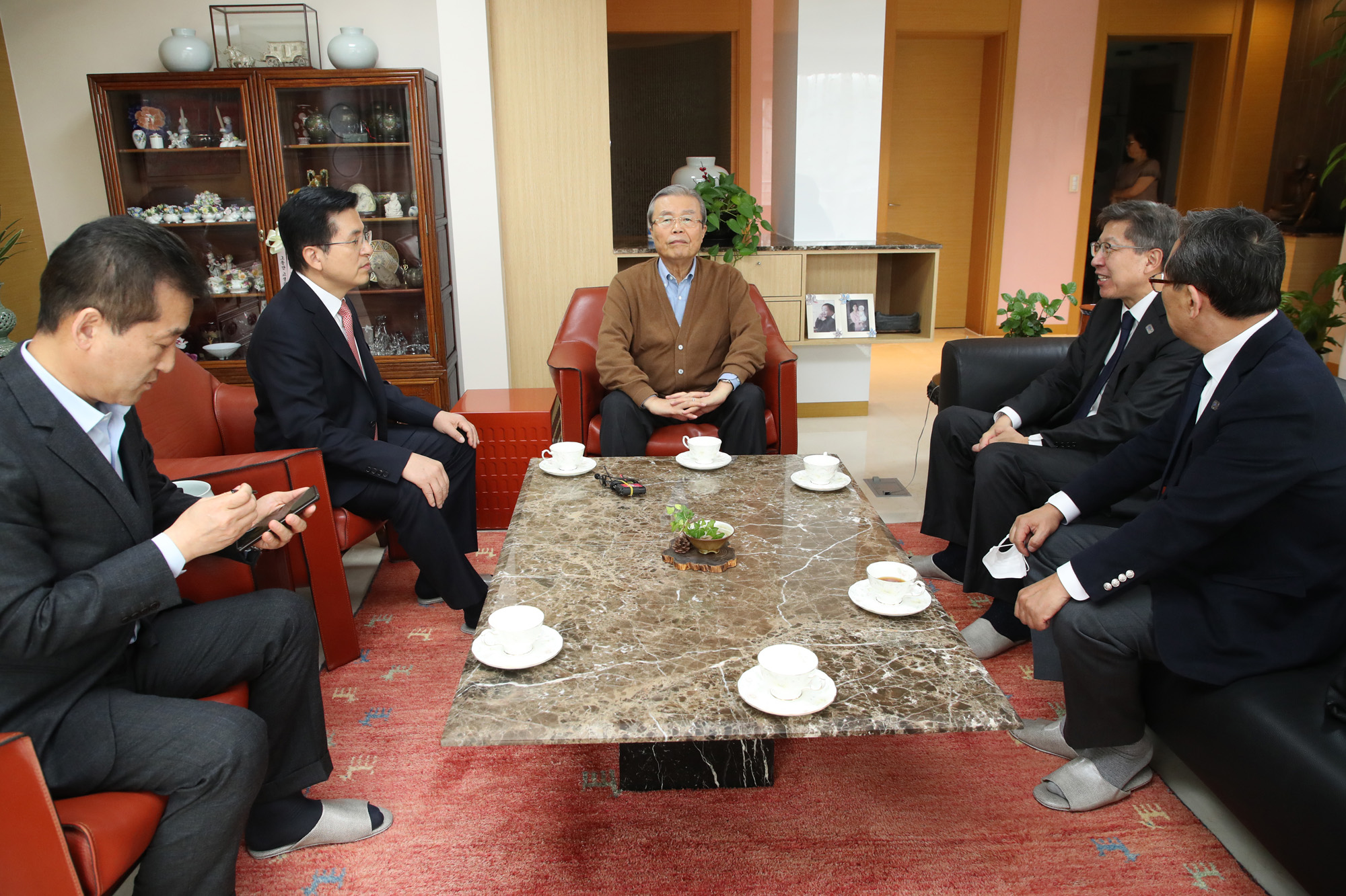 정치;김종인;황교안;미래통합당공동선대위원장